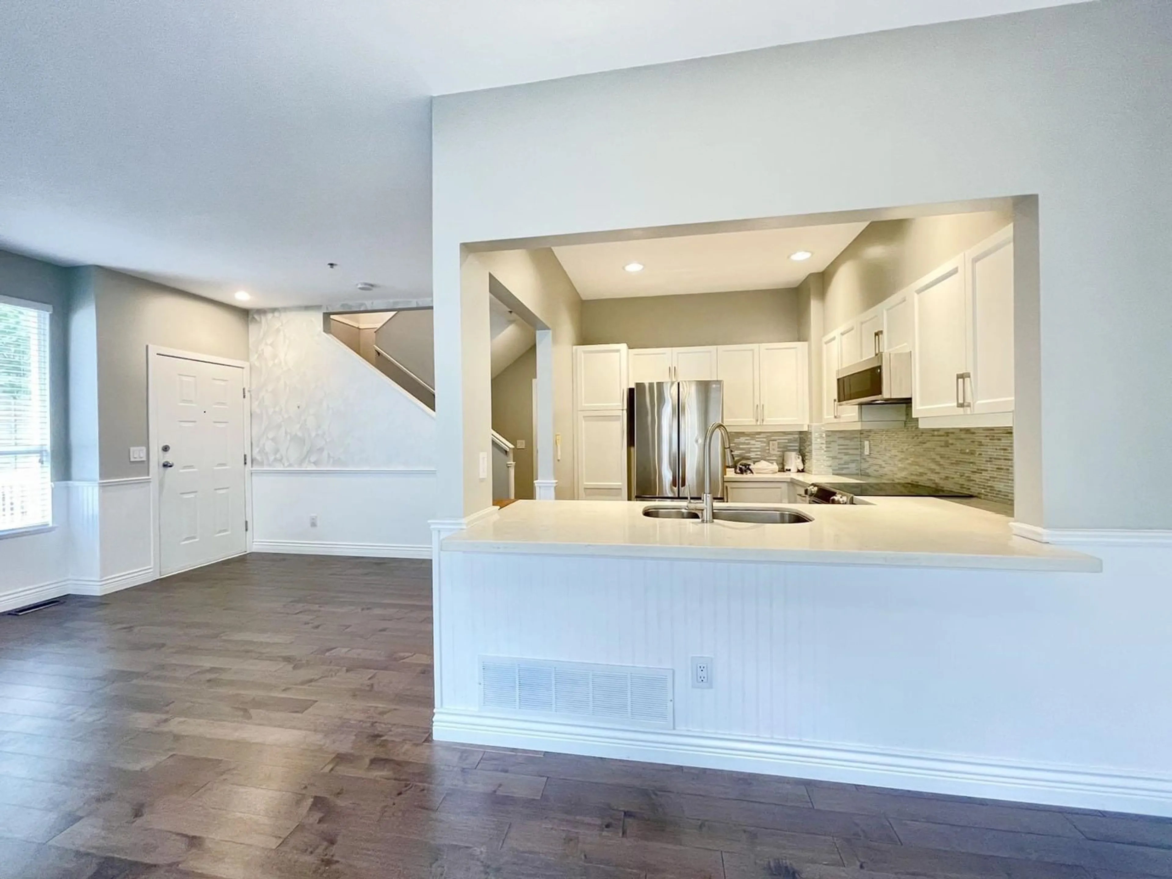Open concept kitchen, unknown for 24 - 8568 209, Langley British Columbia V1M4C4