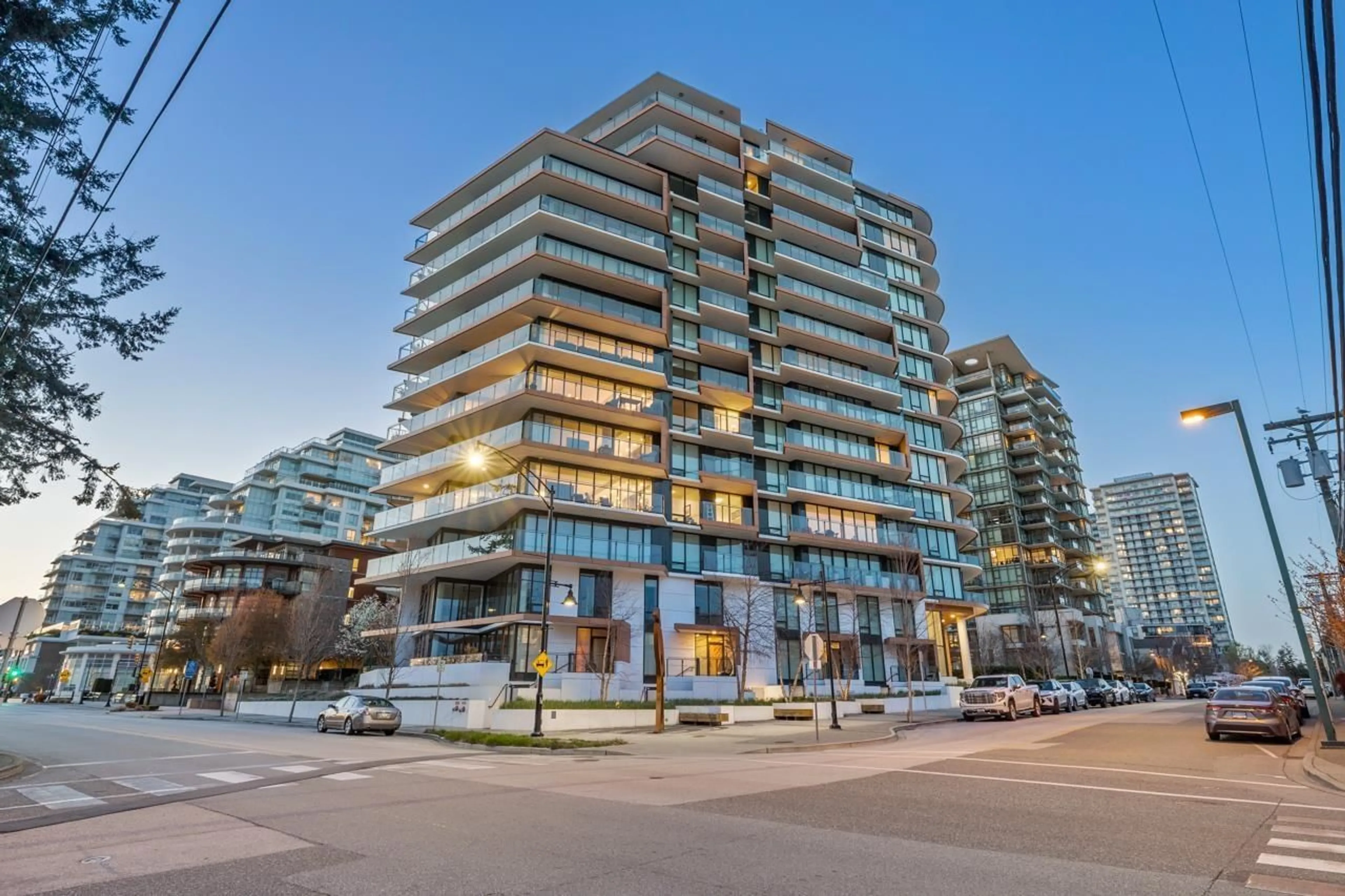 Unknown for 405 - 1439 GEORGE, White Rock British Columbia V4B0B9