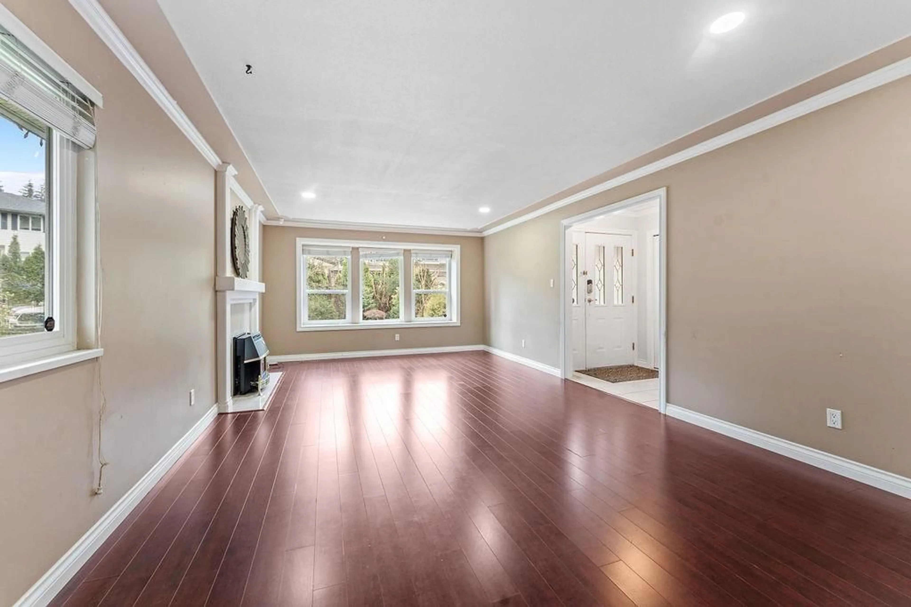 A pic of a room for 15473 27A, Surrey British Columbia V4P1G1
