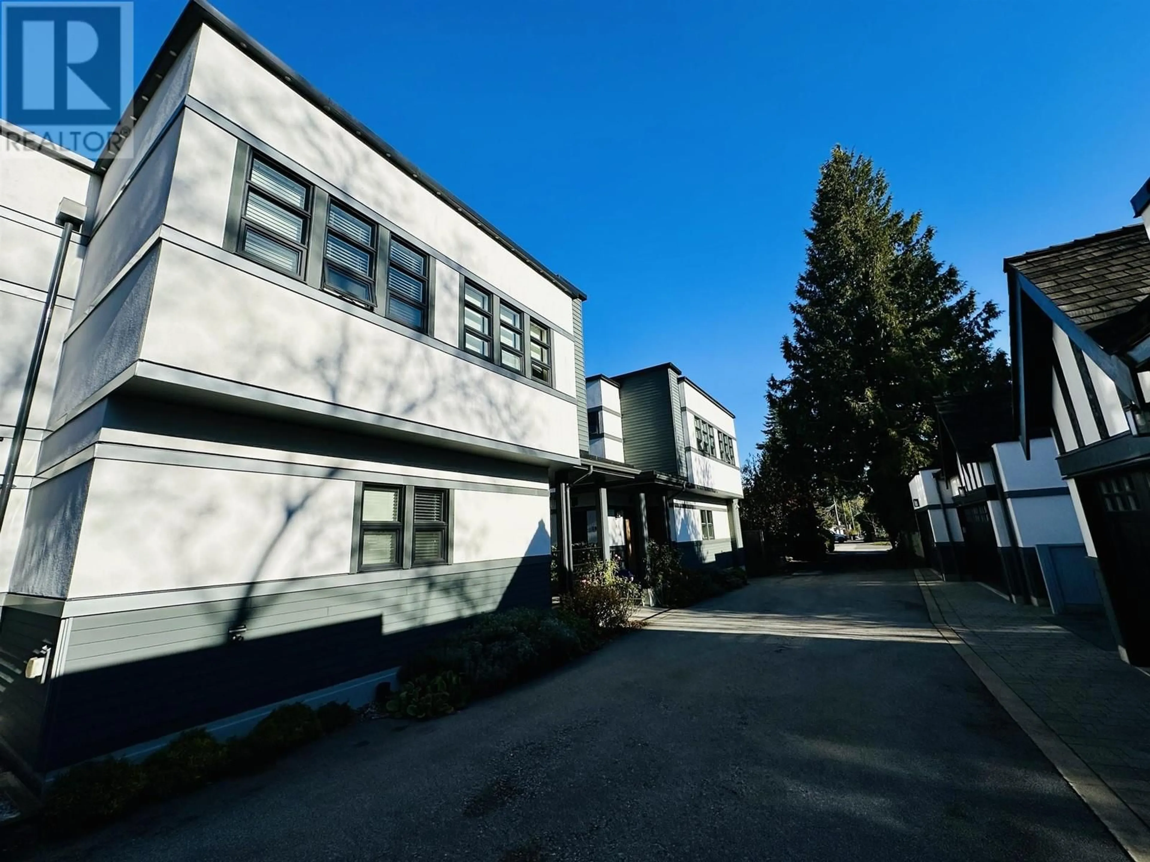 Unknown for 1 - 2820 41ST AVENUE, Vancouver British Columbia V6N3C6