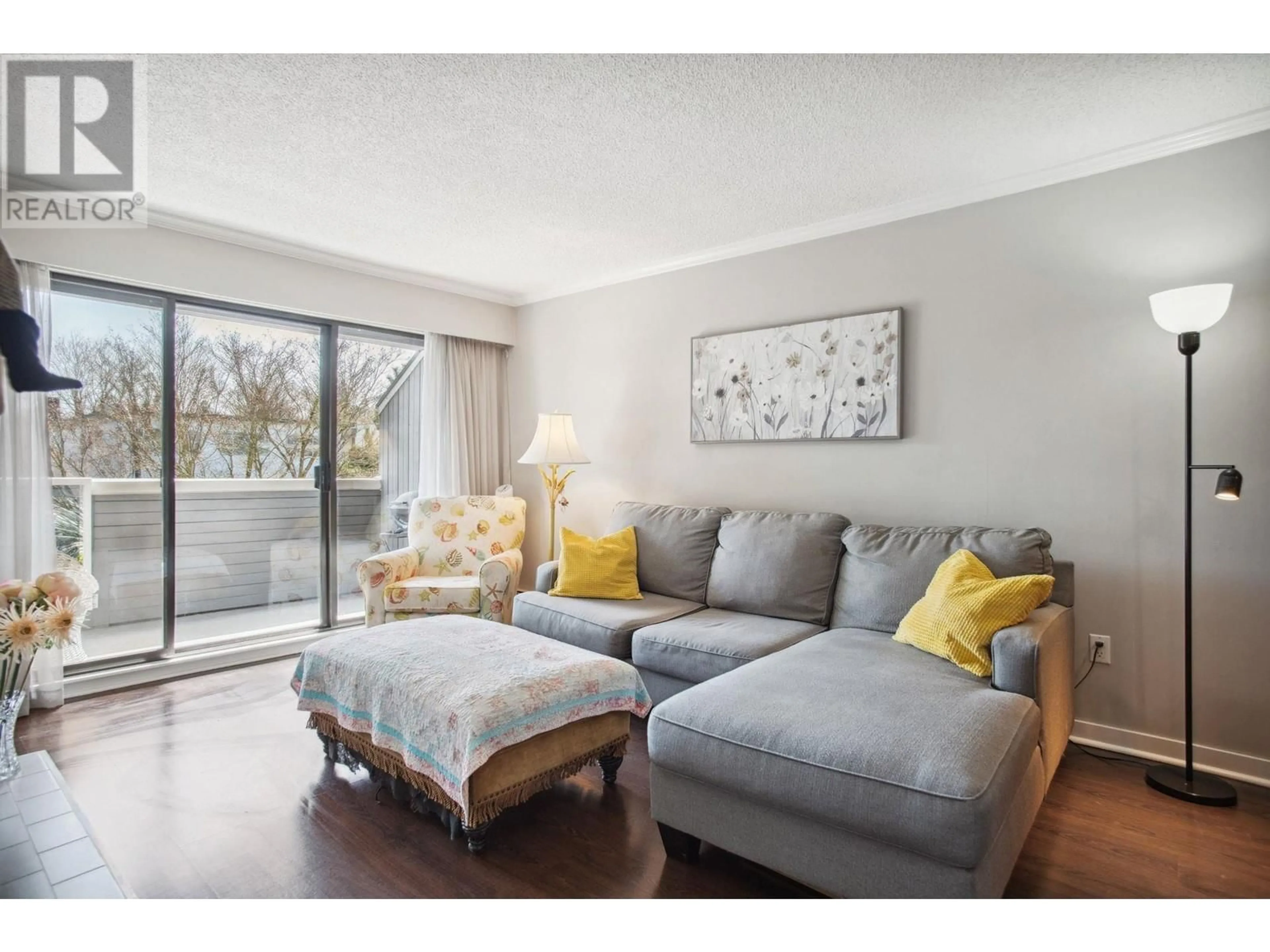 Living room with furniture, wood/laminate floor for 305 - 2885 SPRUCE STREET, Vancouver British Columbia V6H2R4