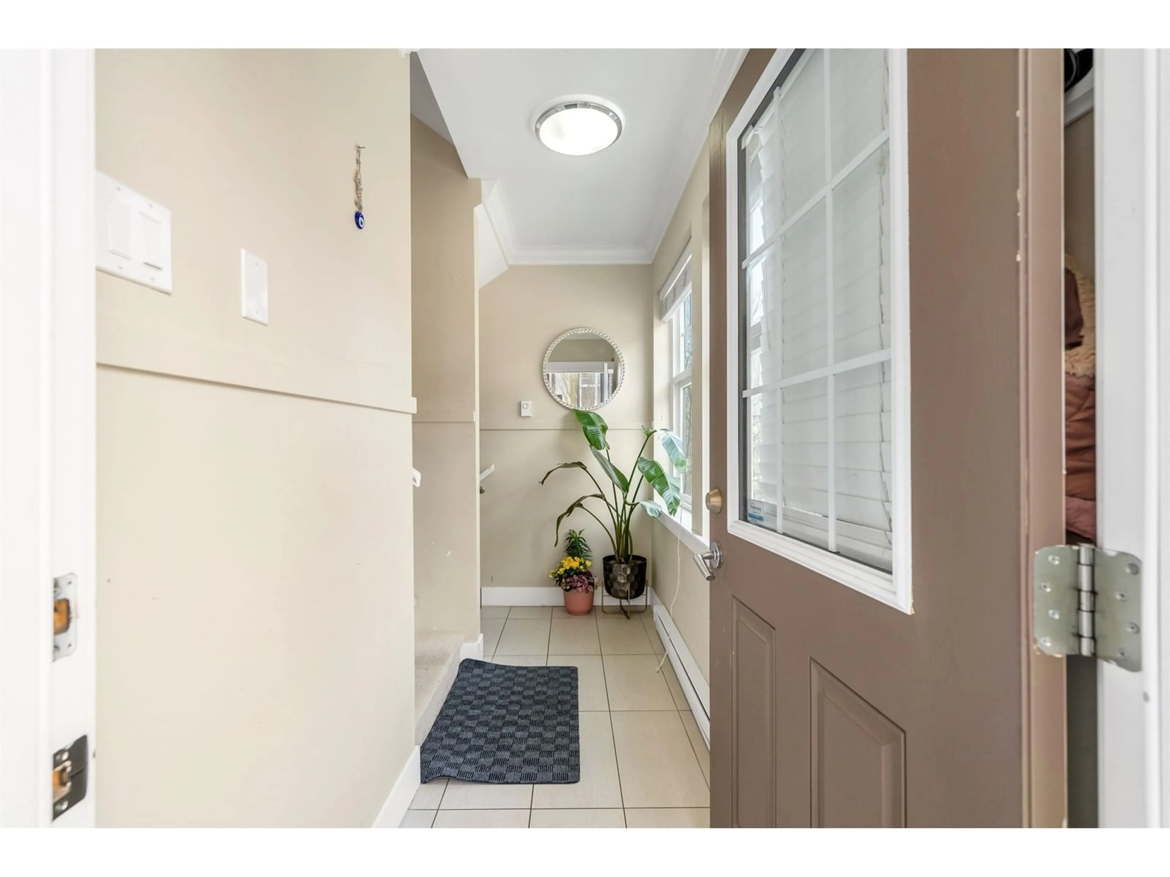 Indoor entryway for 68 - 6350 142, Surrey British Columbia V3X1B8