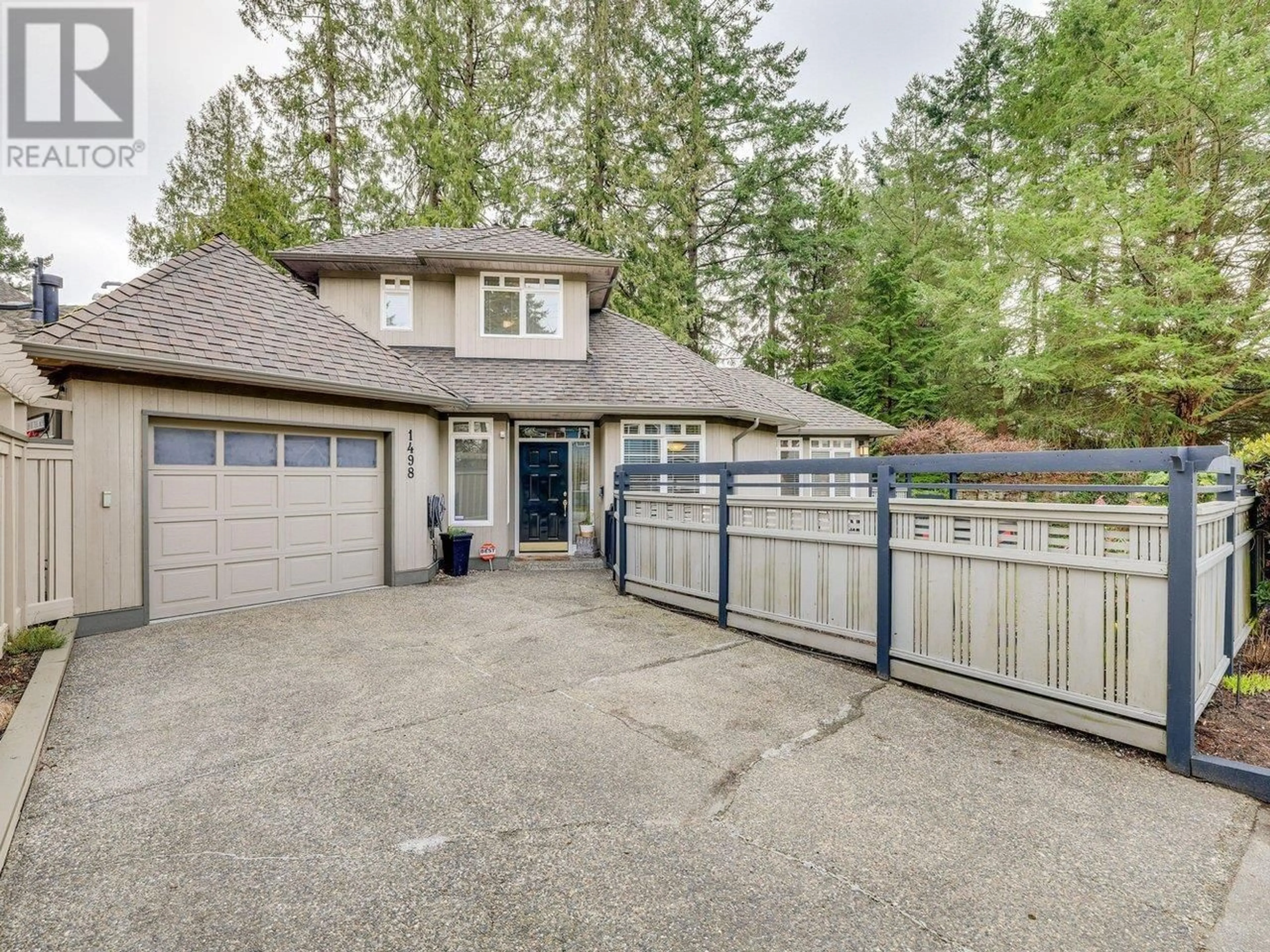 Home with vinyl exterior material, street for 1498 BRAID ROAD, Delta British Columbia V4L1T3