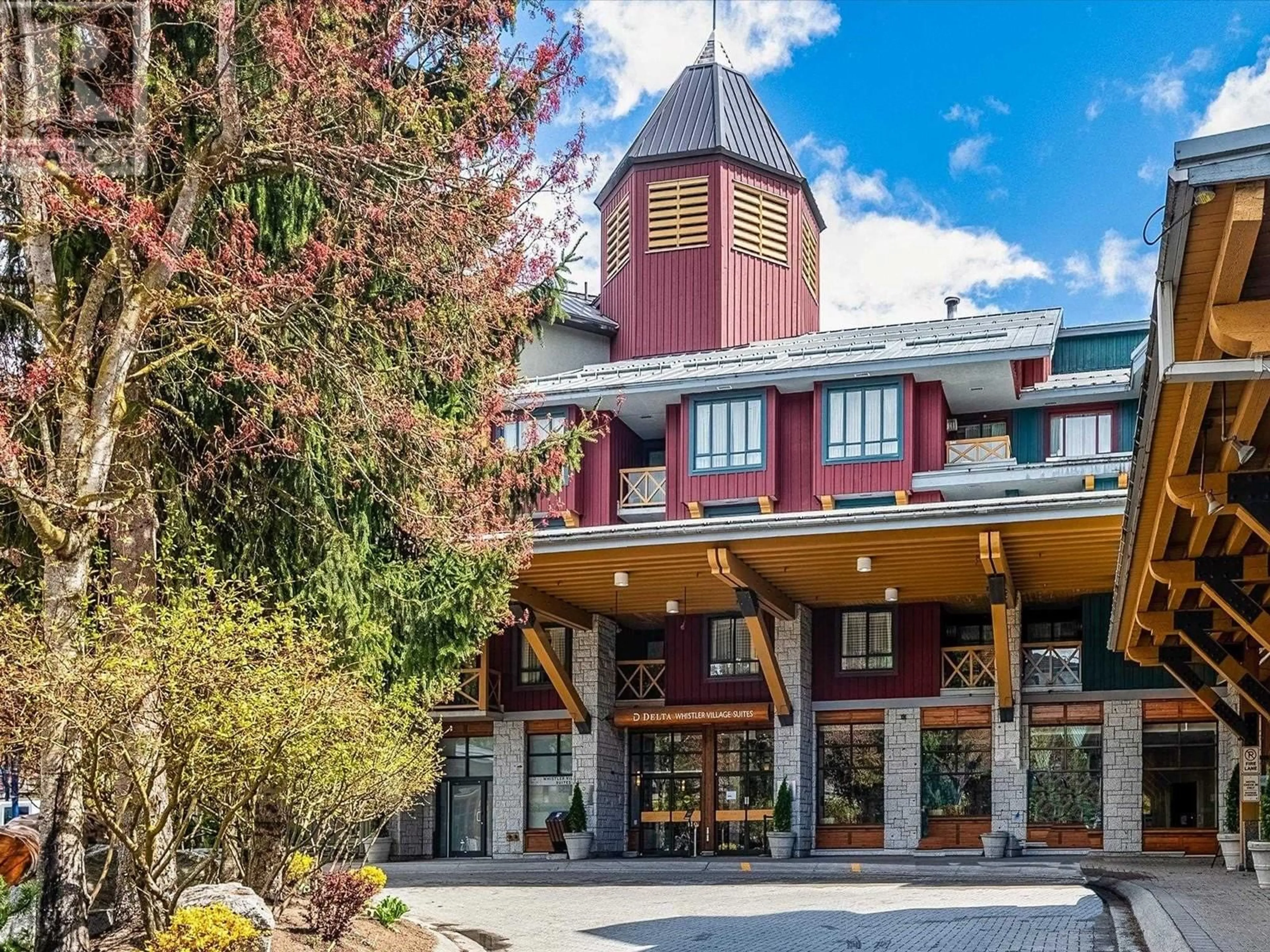 Indoor foyer for 1264 - 4308 MAIN STREET, Whistler British Columbia V8E1A9