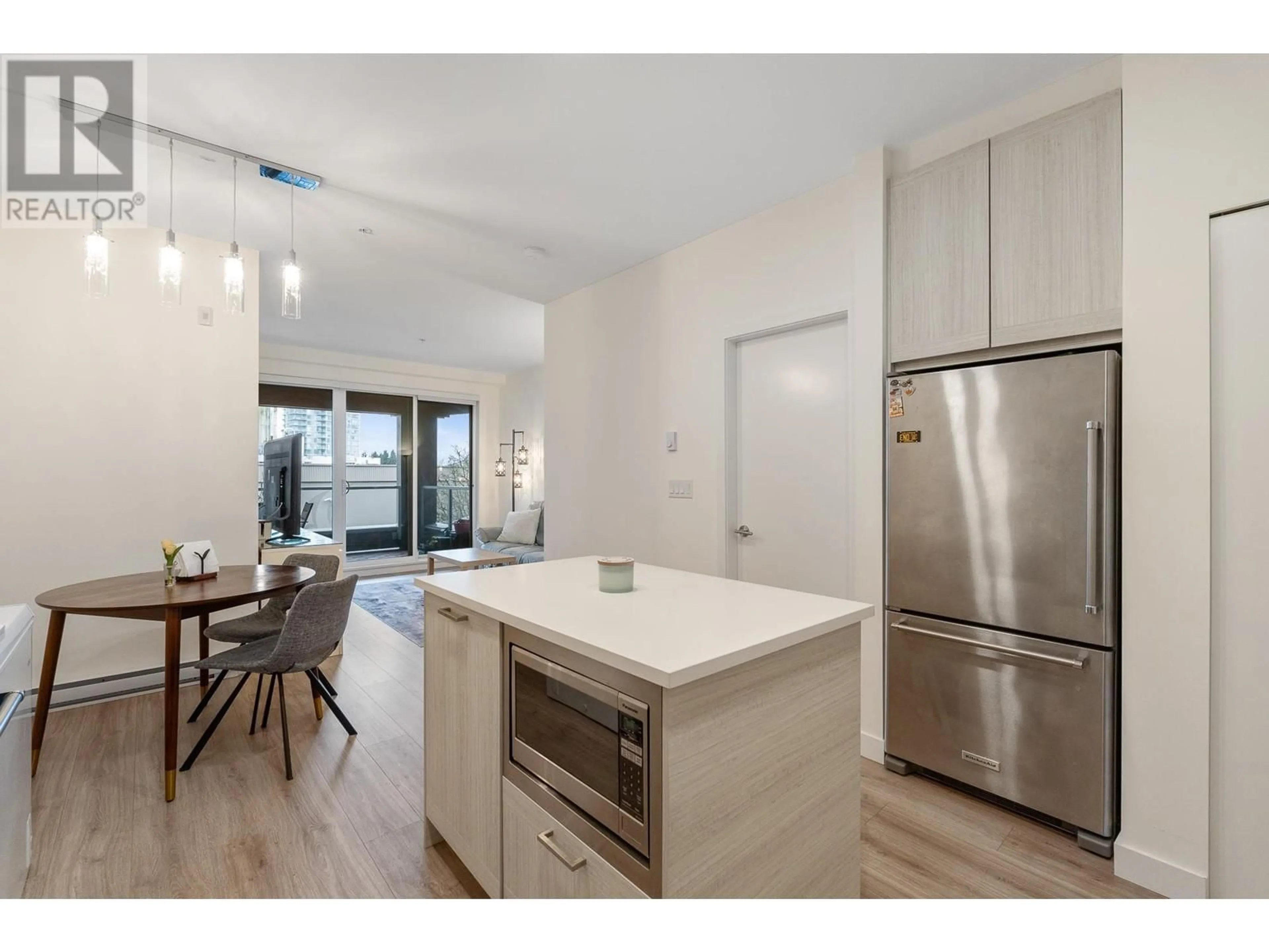 Open concept kitchen, unknown for 414 - 7133 14TH AVENUE, Burnaby British Columbia V3N0H5