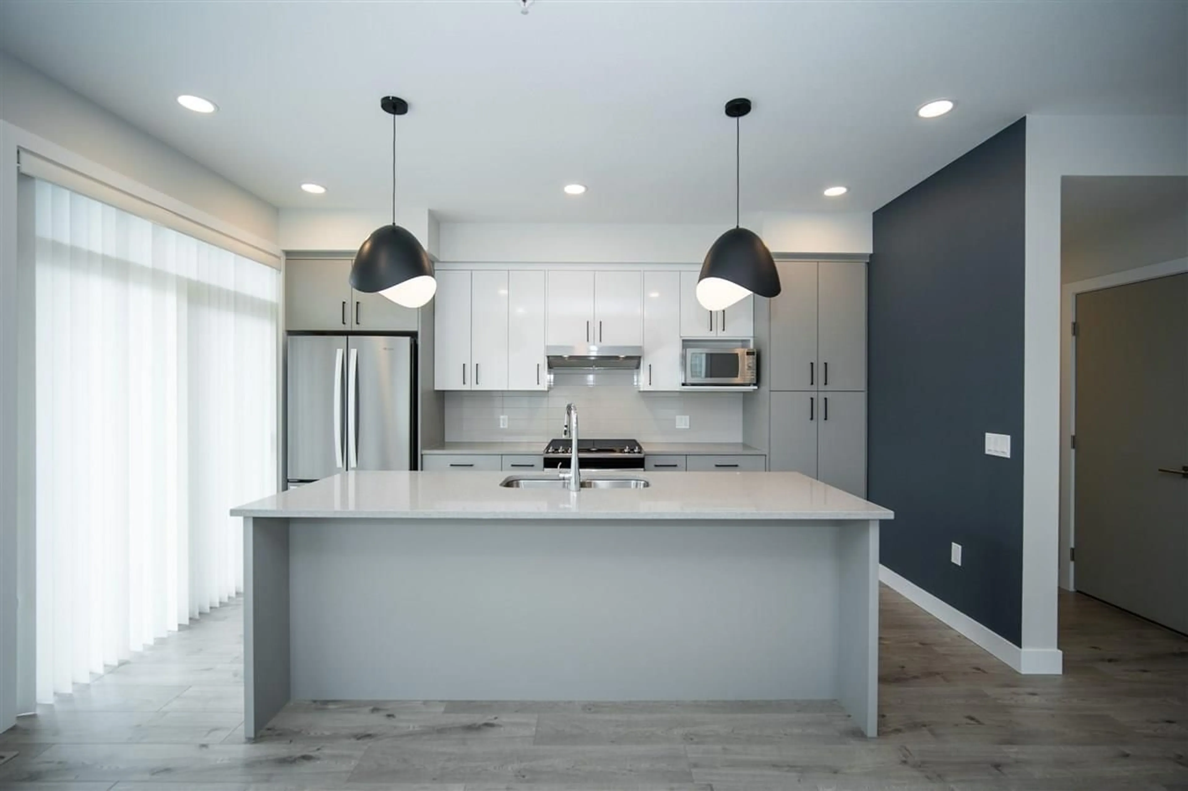 Open concept kitchen, unknown for 222 - 46150 THOMAS ROAD, Chilliwack British Columbia V2R6B3
