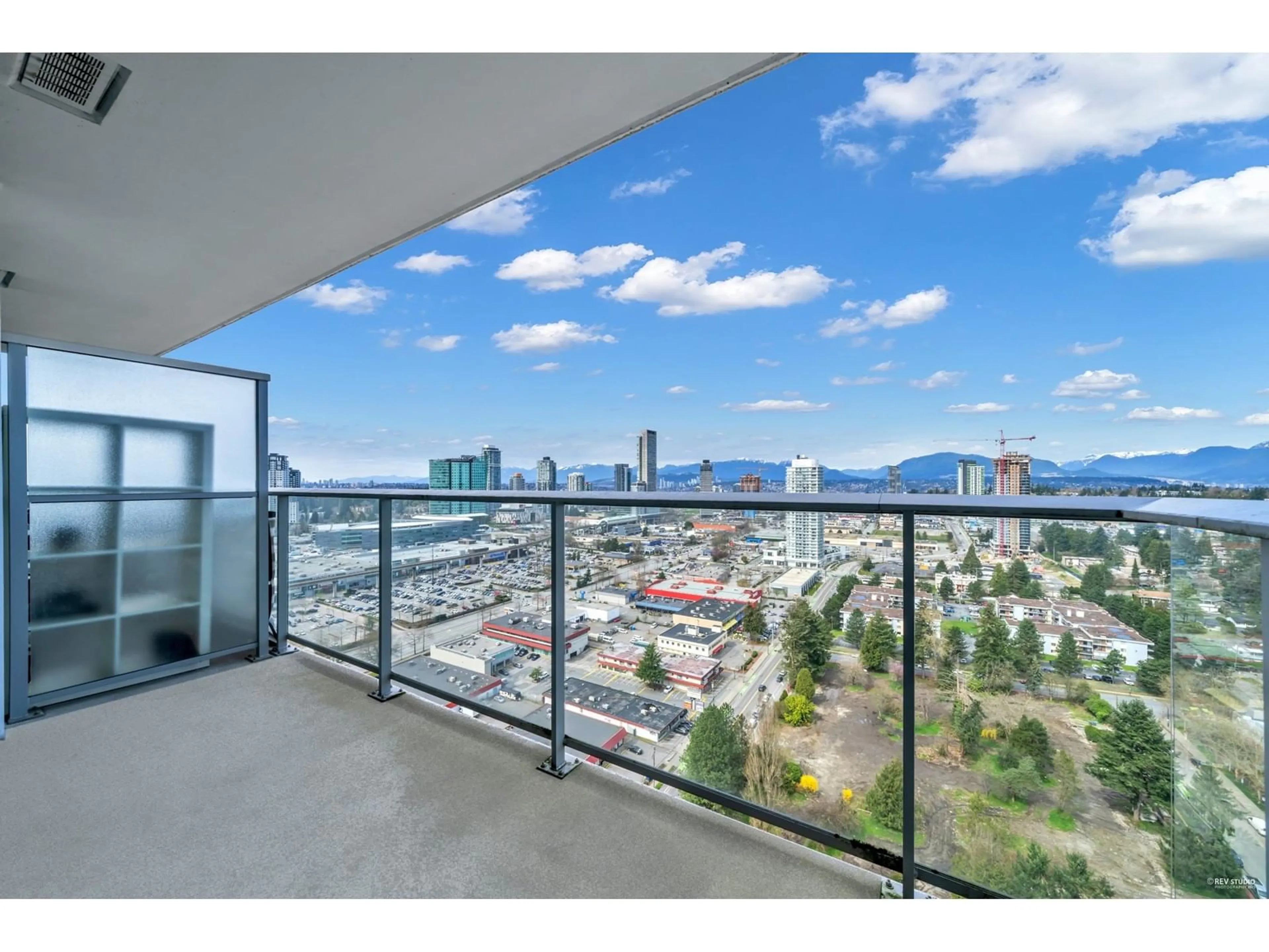 Balcony in the apartment, city buildings view from balcony for 3511 - 13696 100, Surrey British Columbia V3T0L5