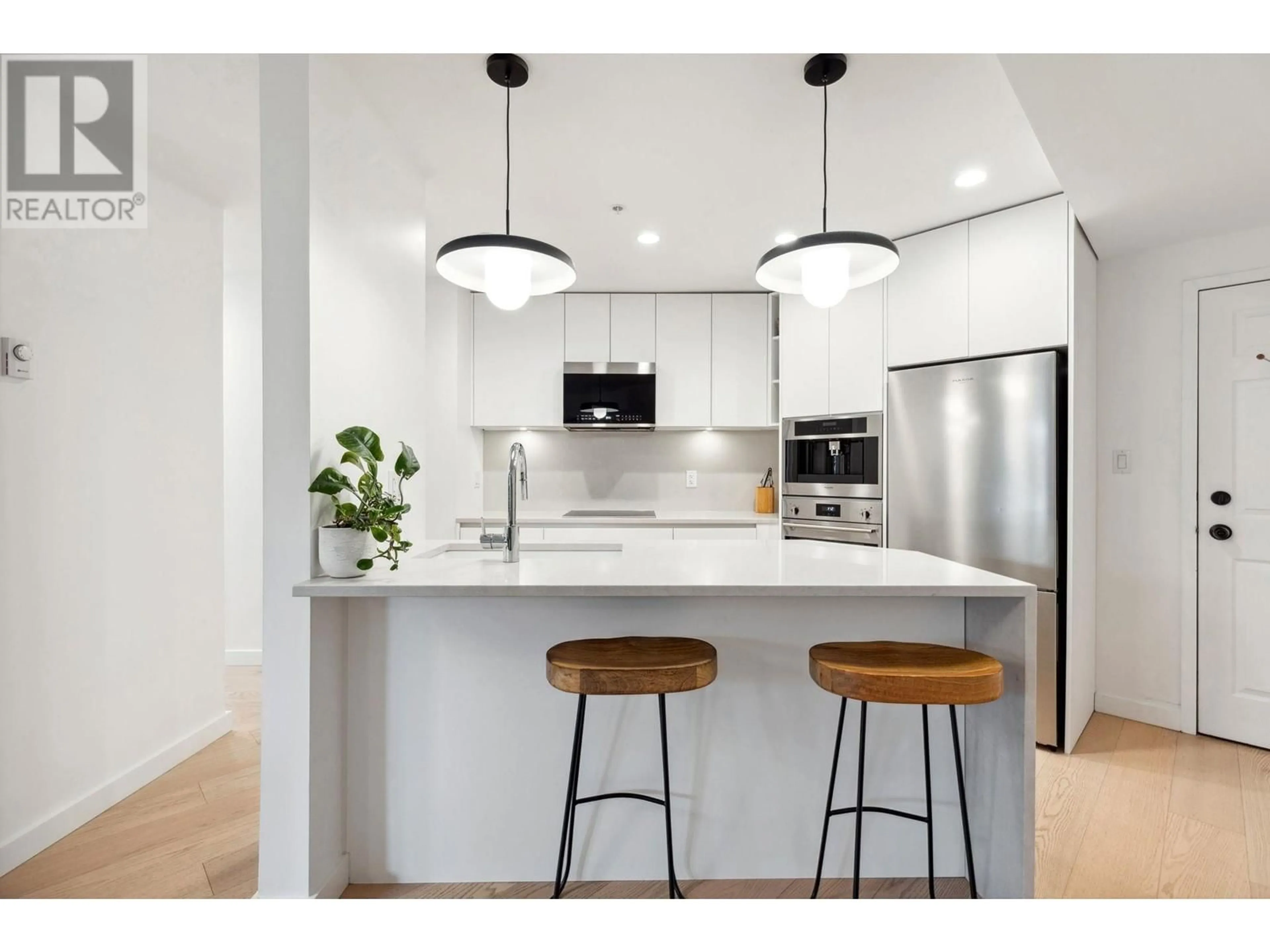 Contemporary kitchen, unknown for 107 - 2023 FRANKLIN STREET, Vancouver British Columbia V5L1R4