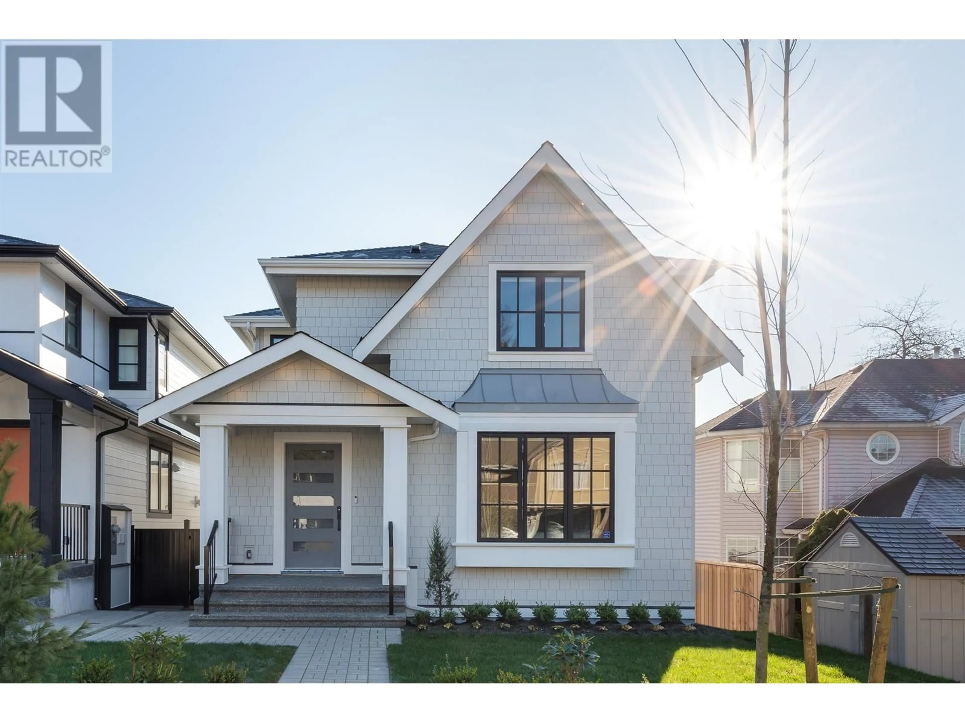 Home with vinyl exterior material, street for 644A GIRARD AVENUE, Coquitlam British Columbia V3K1S8