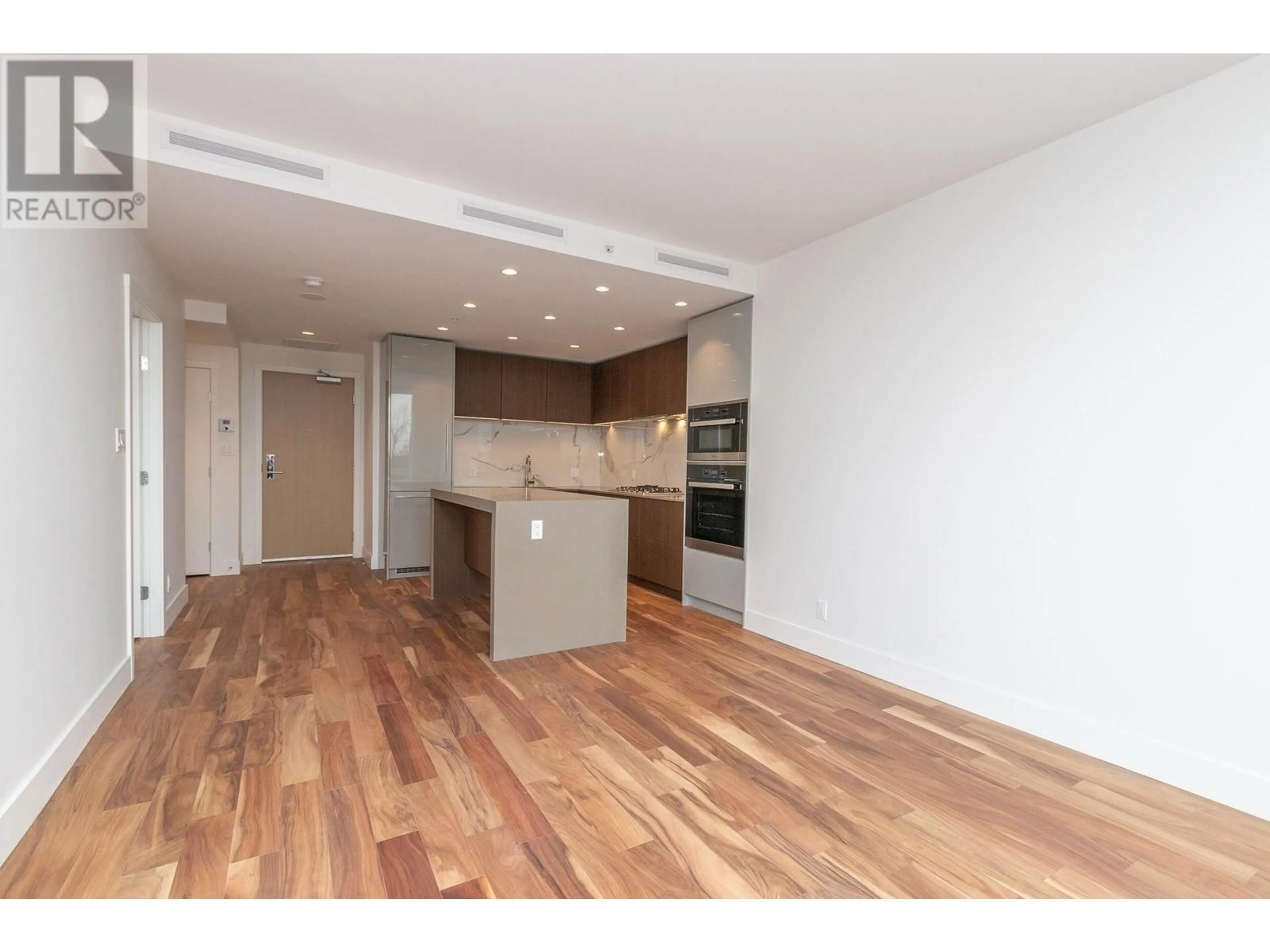 Unknown for 605 - 1675 LIONS GATE LANE, North Vancouver British Columbia V7P3B4