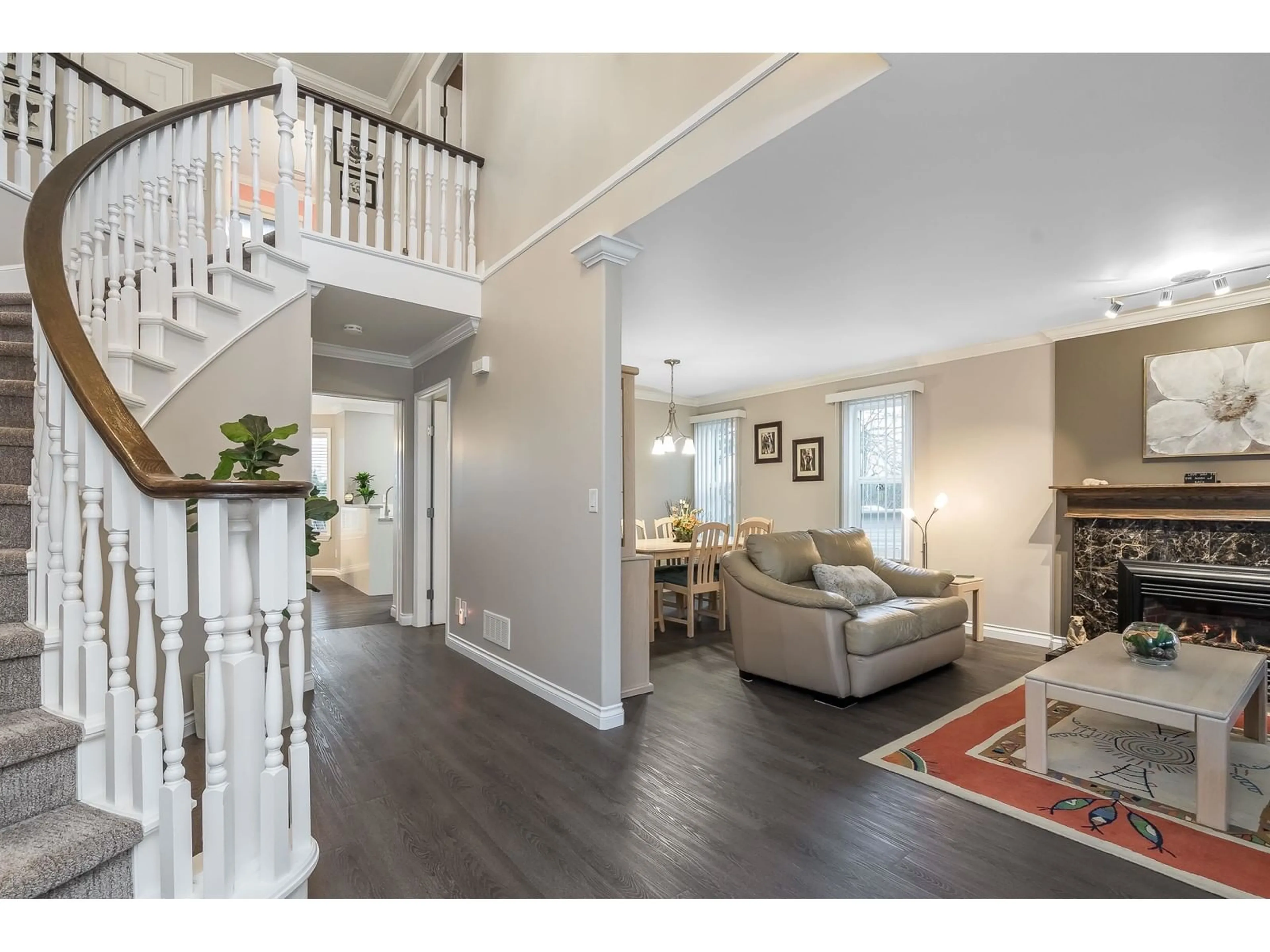 Indoor entryway for 21303 87B, Langley British Columbia V1M2A1