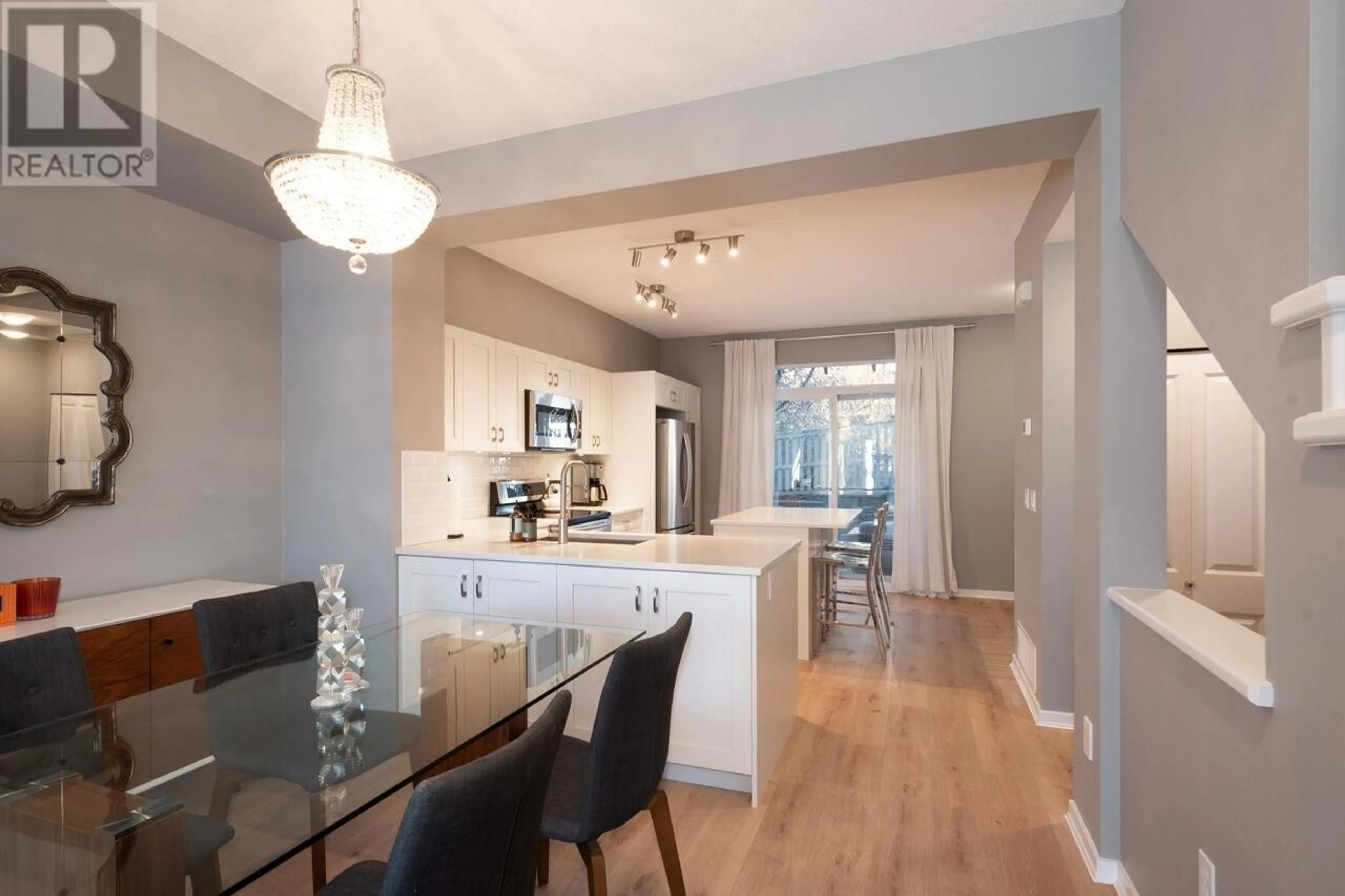 Open concept kitchen, wood/laminate floor for 75 - 2200 PANORAMA DRIVE, Port Moody British Columbia V3H5M2