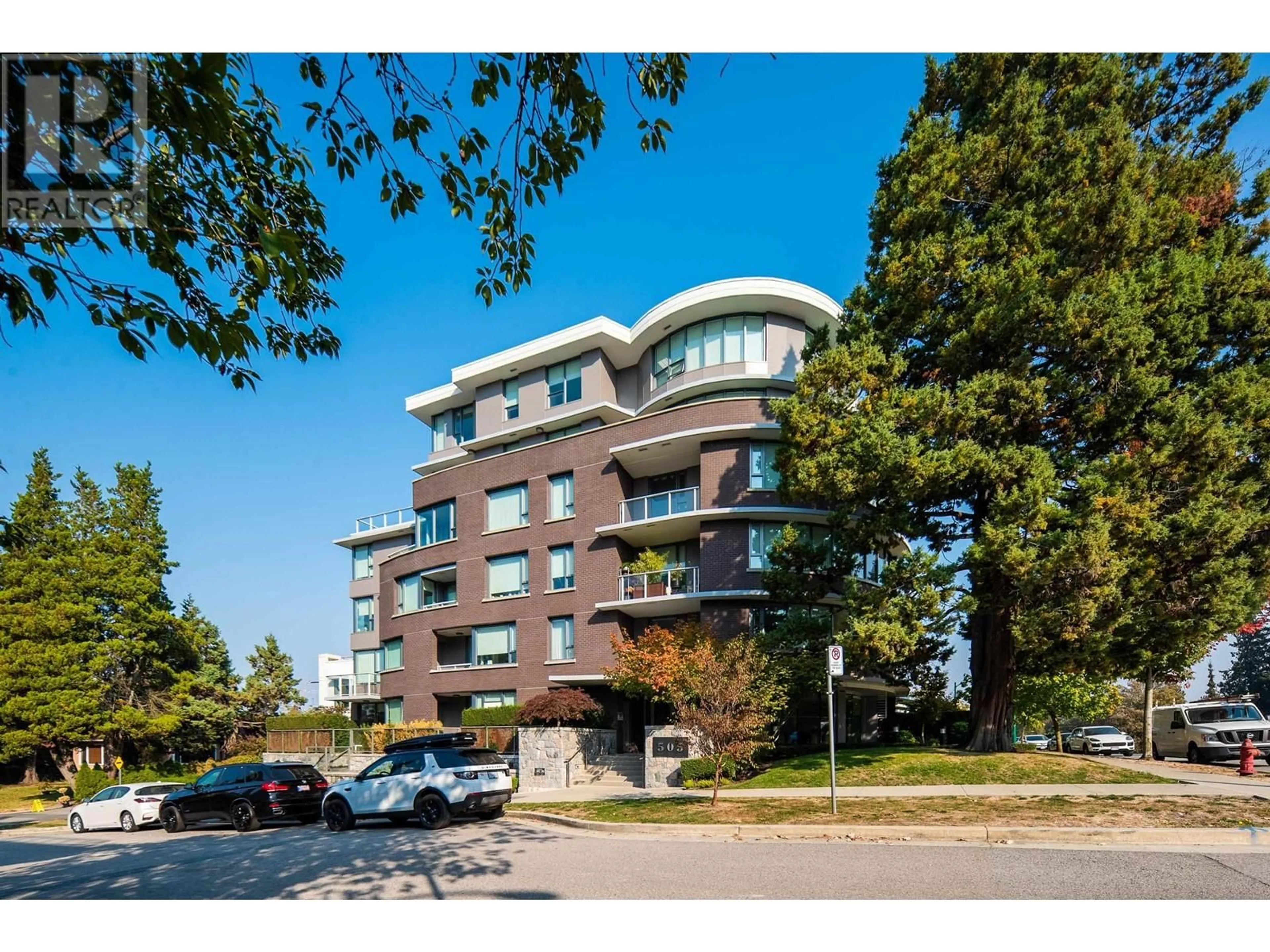 Unknown for 207 - 505 30TH AVENUE, Vancouver British Columbia V5Z0G4