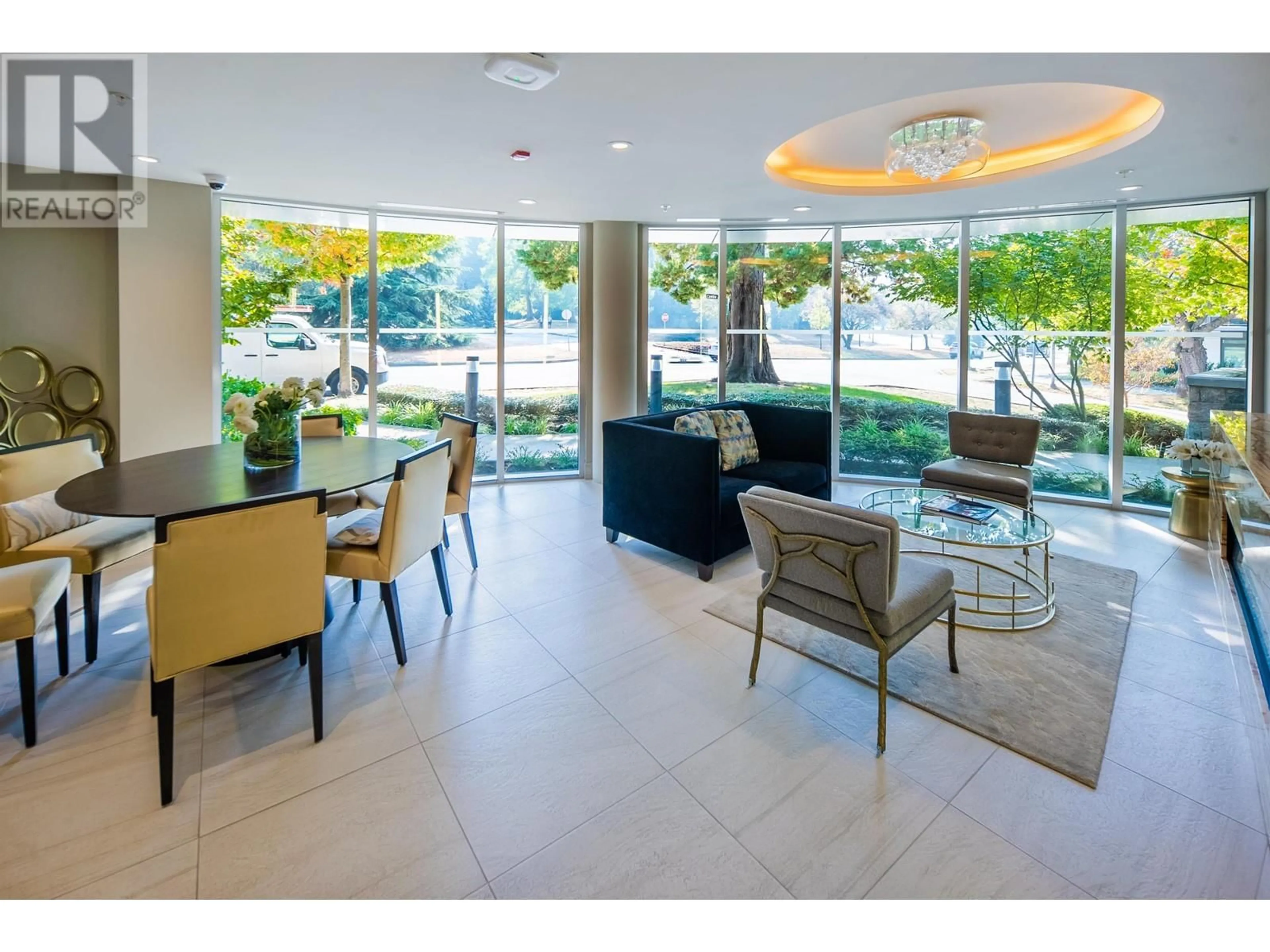 Lobby for 207 - 505 30TH AVENUE, Vancouver British Columbia V5Z0G4