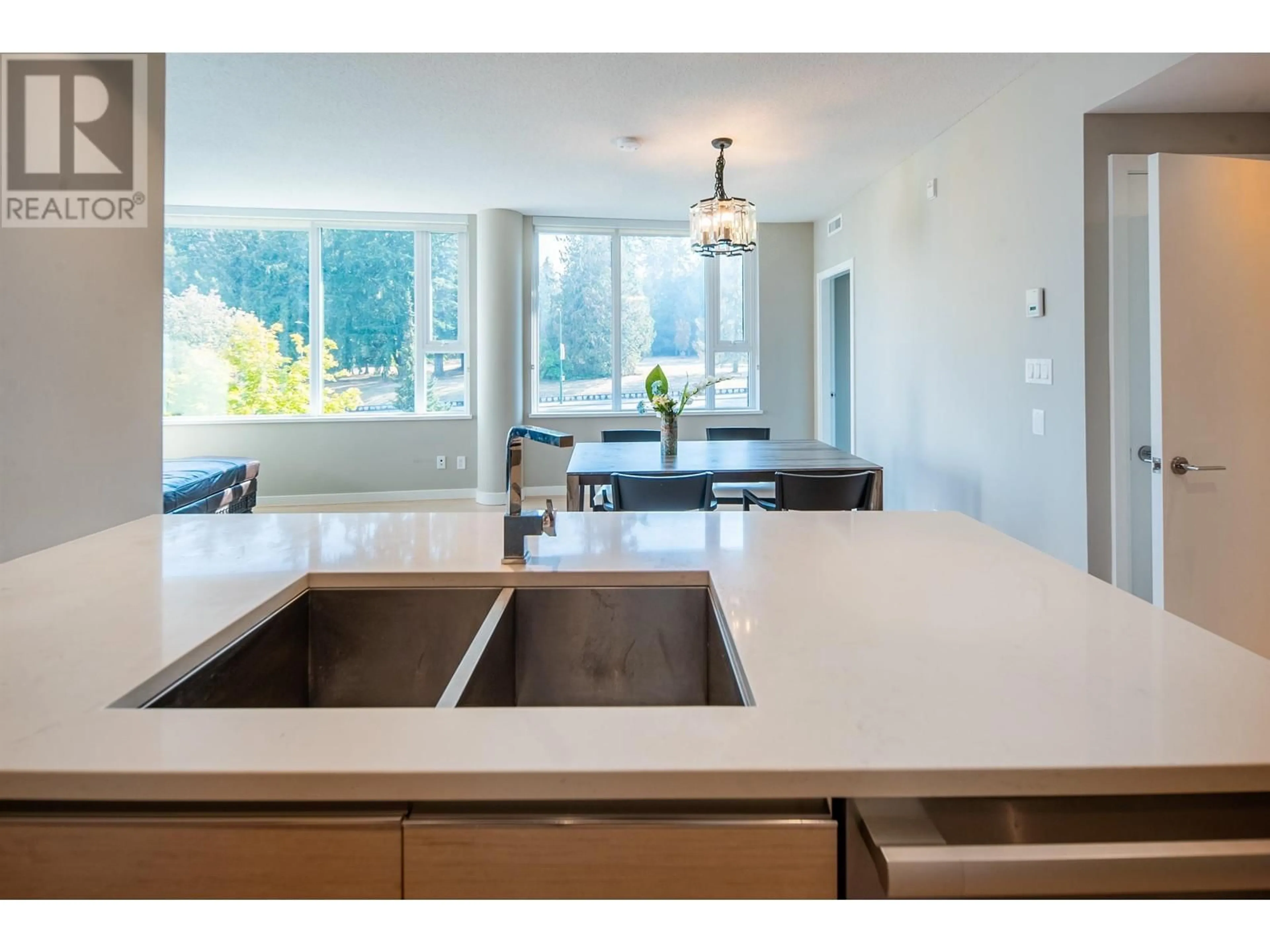 Open concept kitchen, unknown for 207 - 505 30TH AVENUE, Vancouver British Columbia V5Z0G4