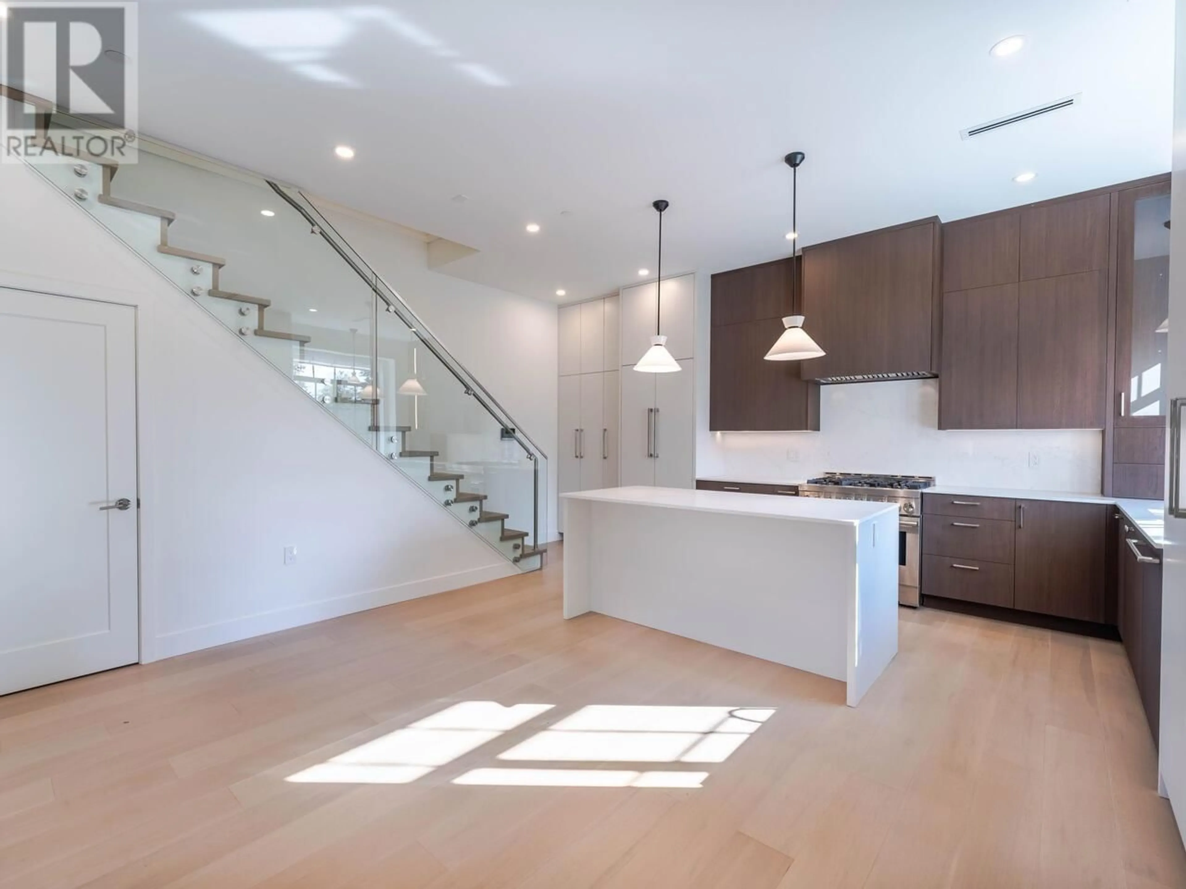 Open concept kitchen, unknown for 2905 ROSEMONT DRIVE, Vancouver British Columbia V5S2C7