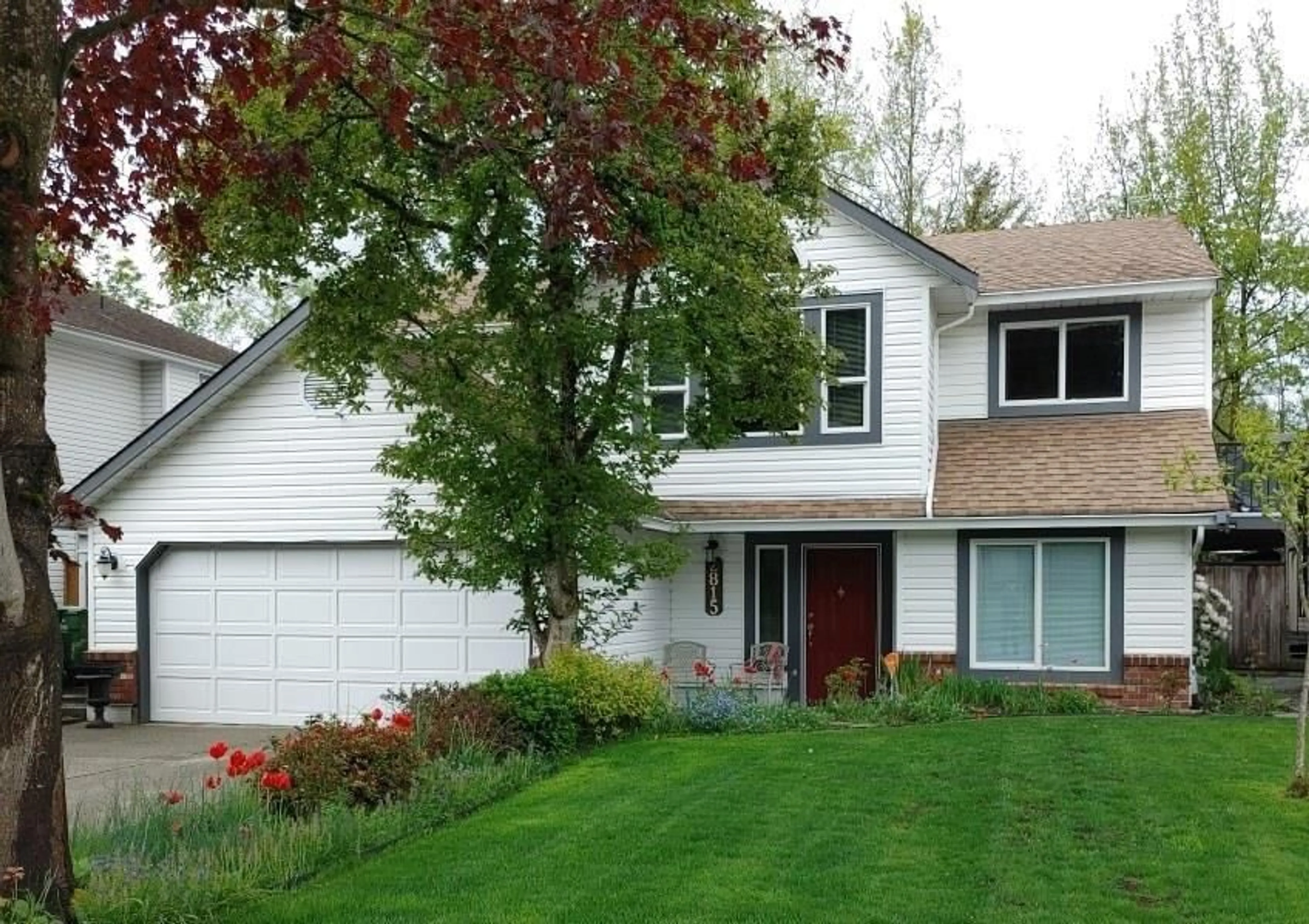 Home with vinyl exterior material, street for 2815 WESTSIDE, Abbotsford British Columbia V2T4W4