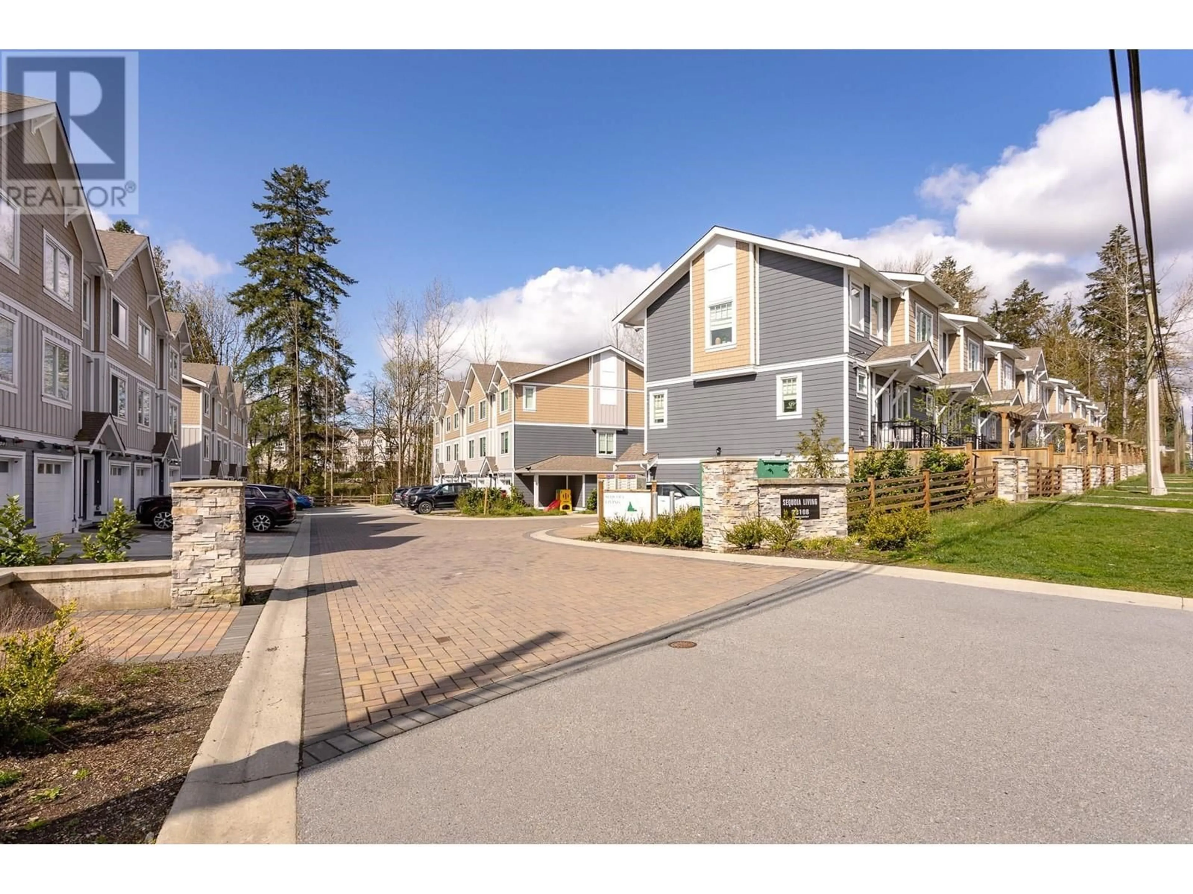 A pic from outside/outdoor area/front of a property/back of a property/a pic from drone, street for 13 - 23108 LOUGHEED HIGHWAY, Maple Ridge British Columbia V2X6N1