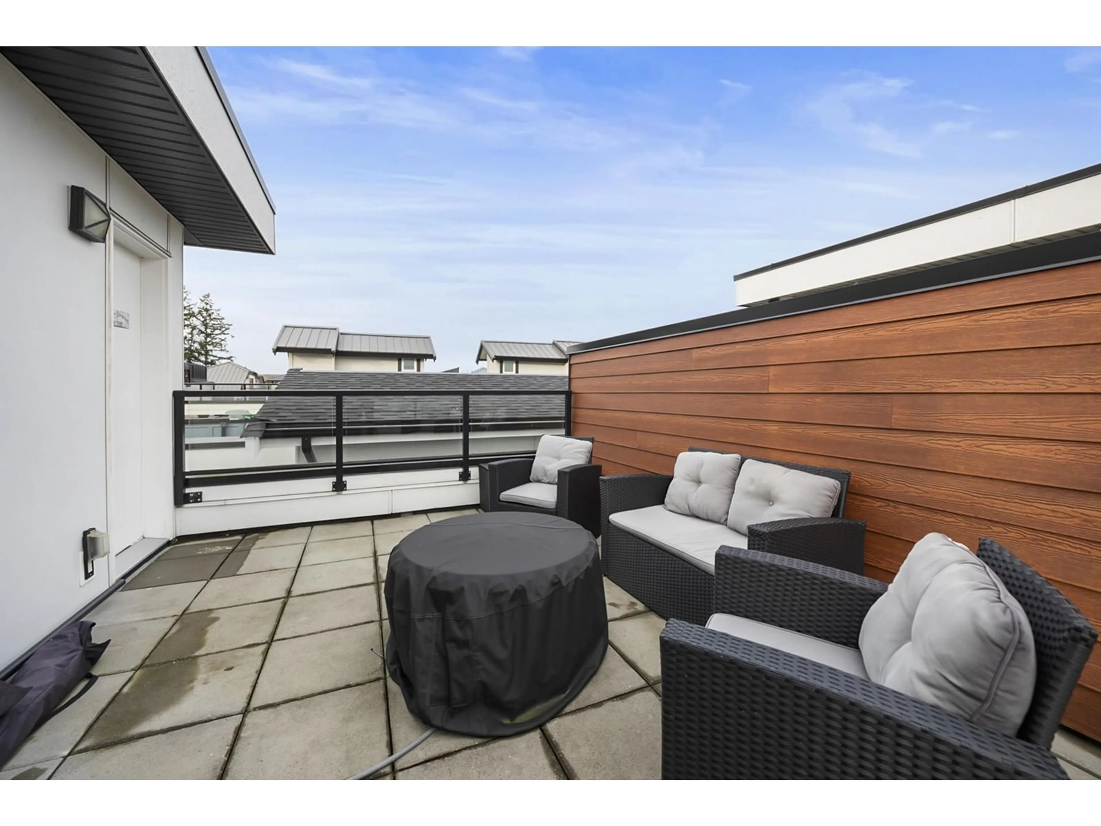 Patio, unknown for 3 - 5475 199A, Langley British Columbia V3A1J7