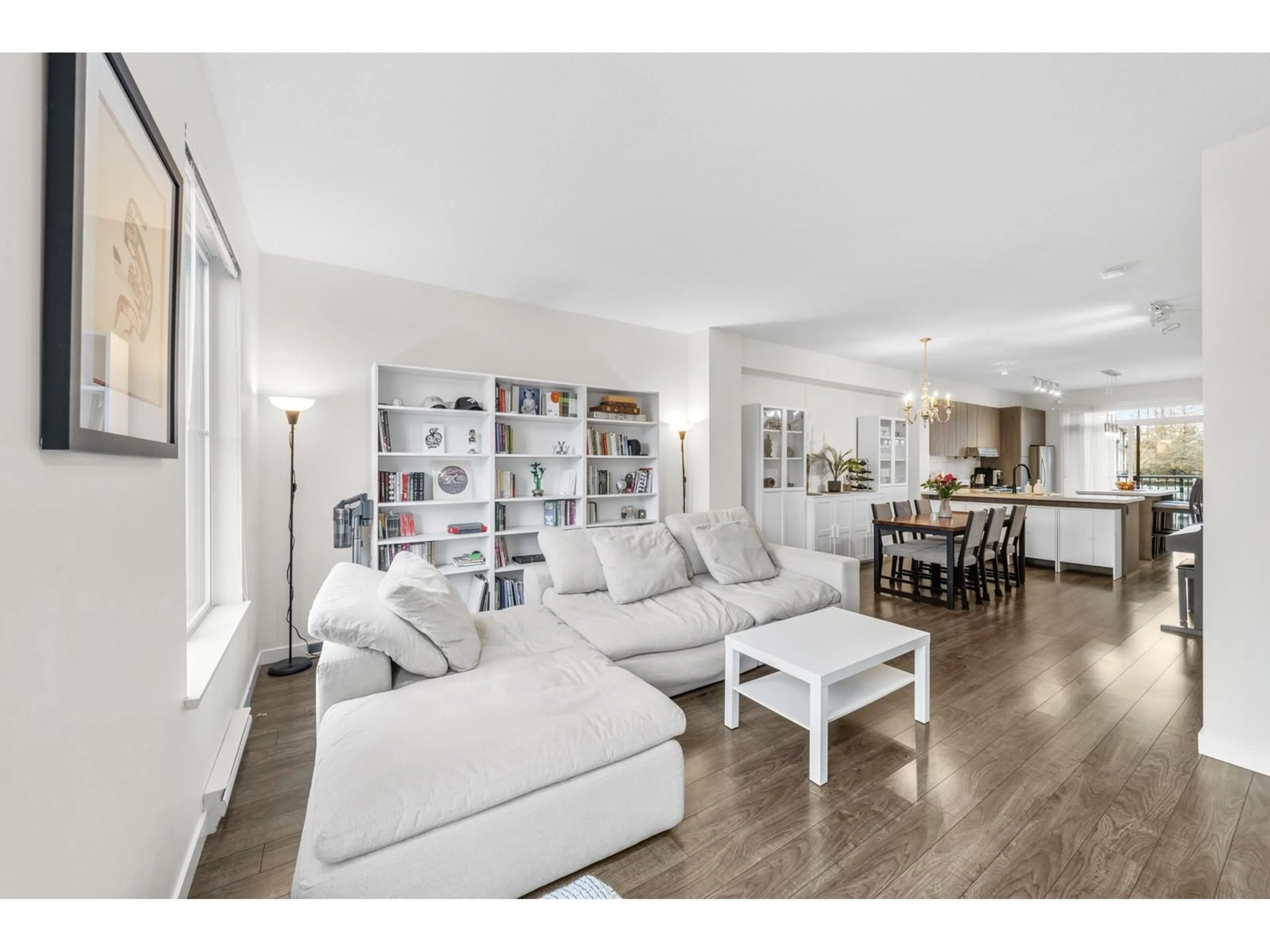 Living room with furniture, unknown for 56 - 10735 84, Delta British Columbia V4C0C7