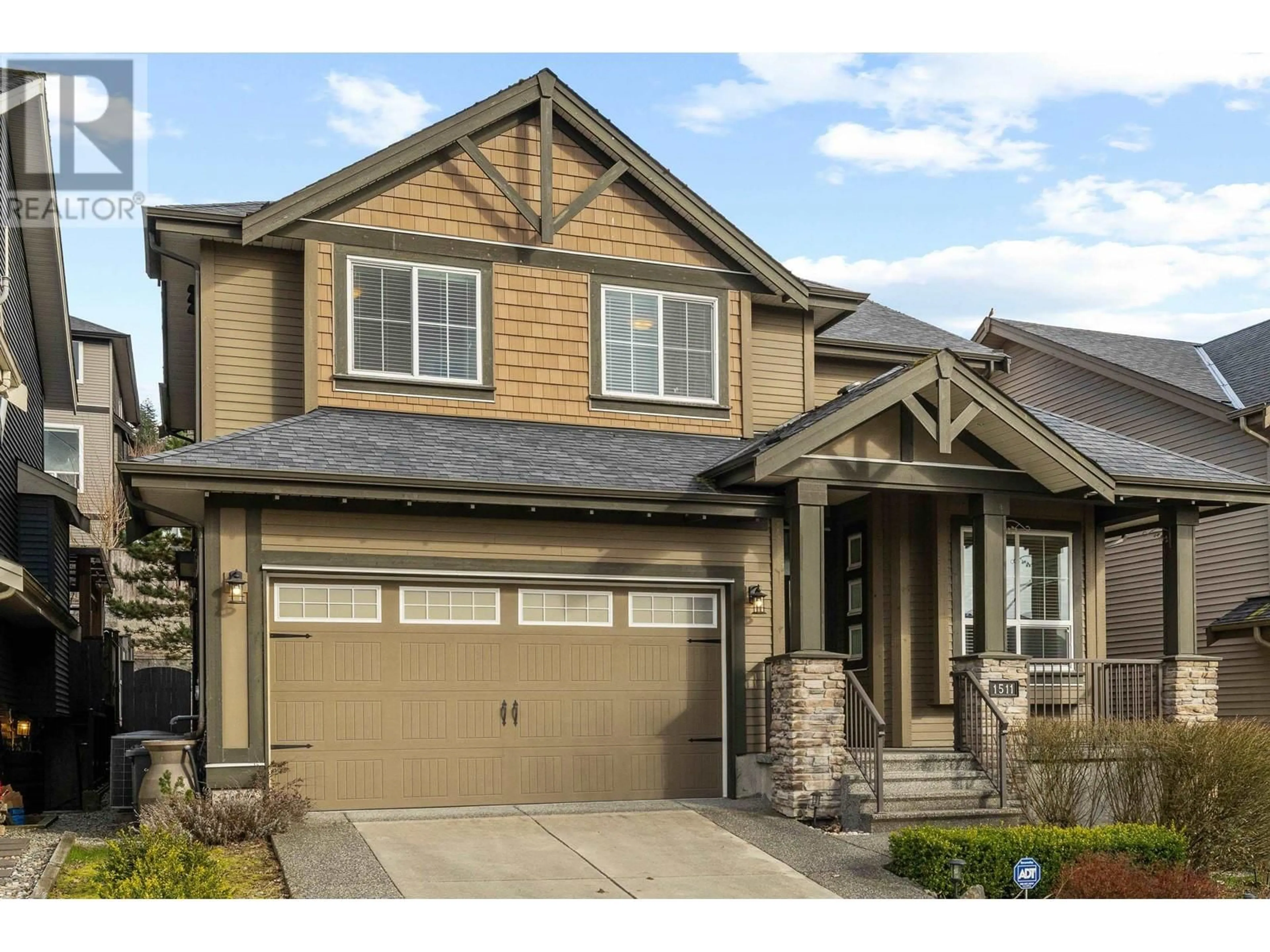 Home with vinyl exterior material, street for 1511 DAYTON STREET, Coquitlam British Columbia V3E0J6