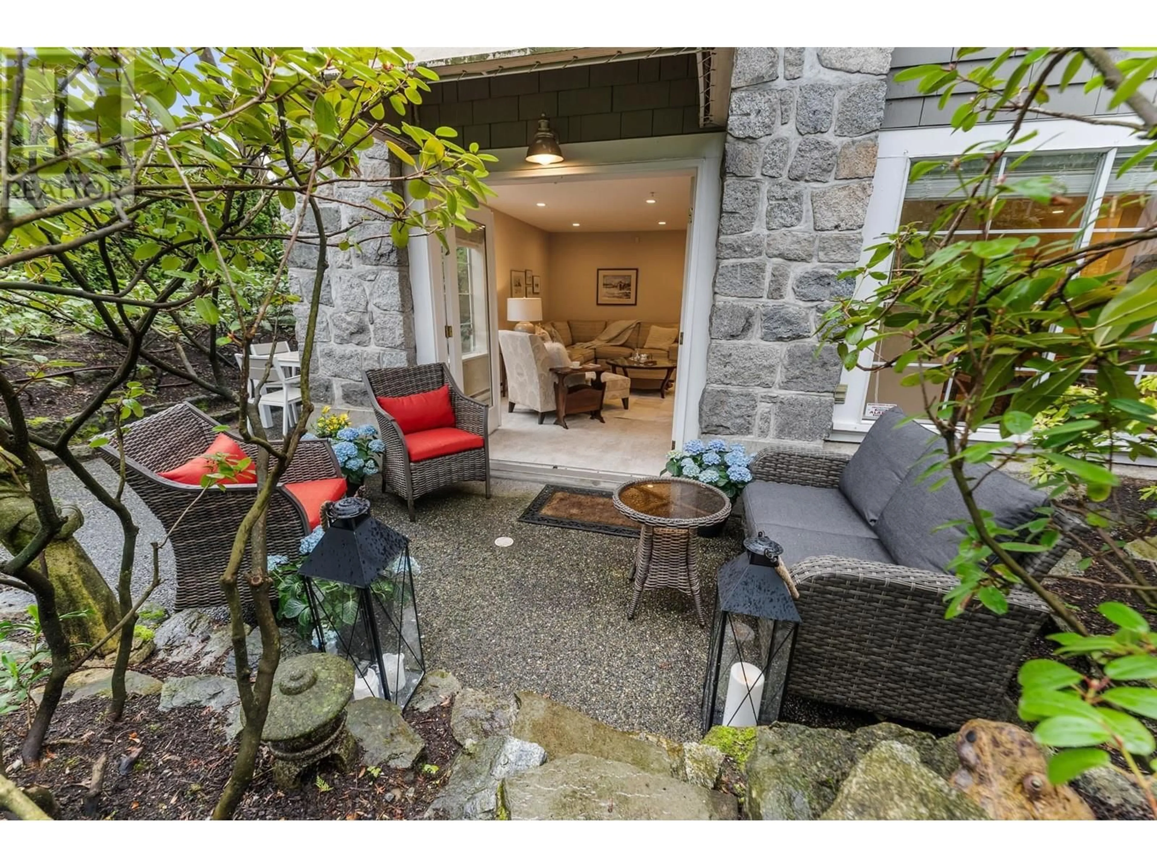 Patio, street for 1816 COLLINGWOOD STREET, Vancouver British Columbia V6R3K5