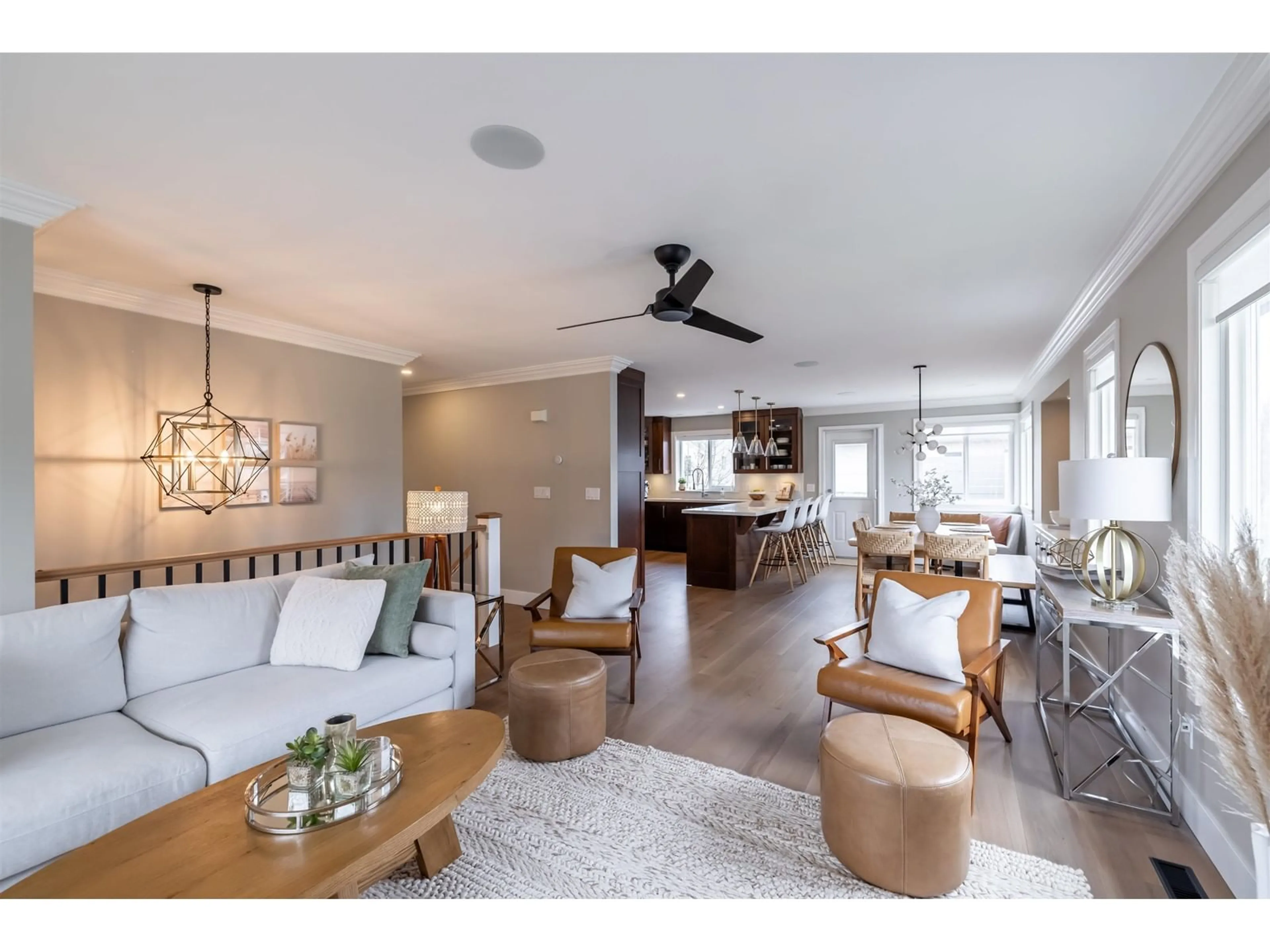 Living room with furniture, wood/laminate floor for 2830 WHISTLE, Abbotsford British Columbia V4X2R7