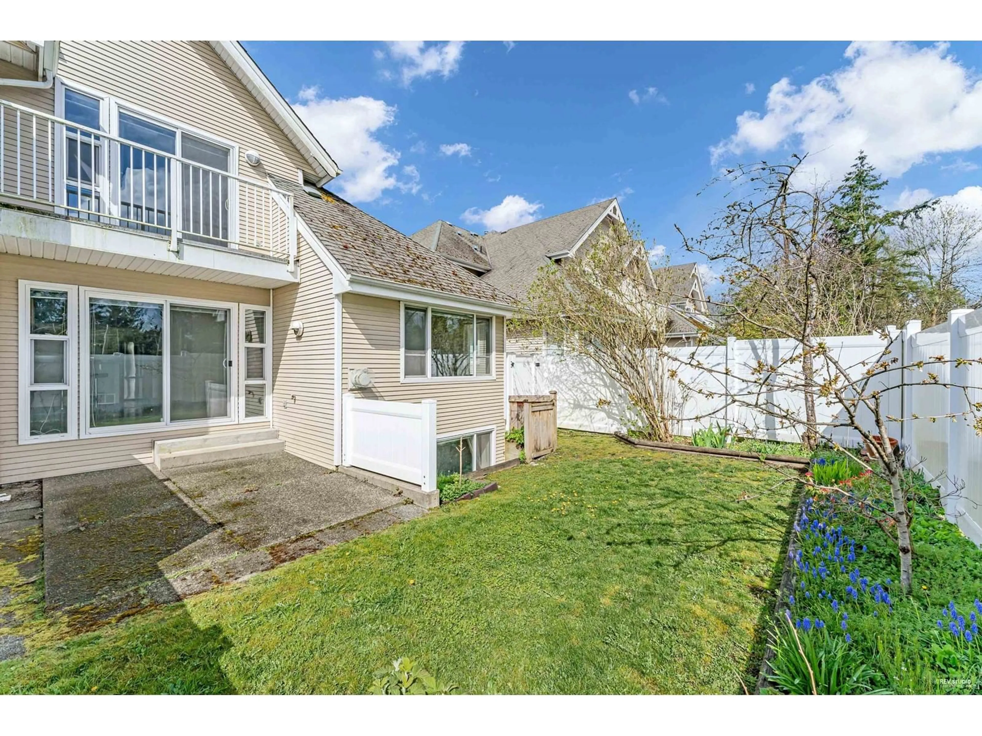 Patio, unknown for 63 - 13918 58, Surrey British Columbia V3X3N8