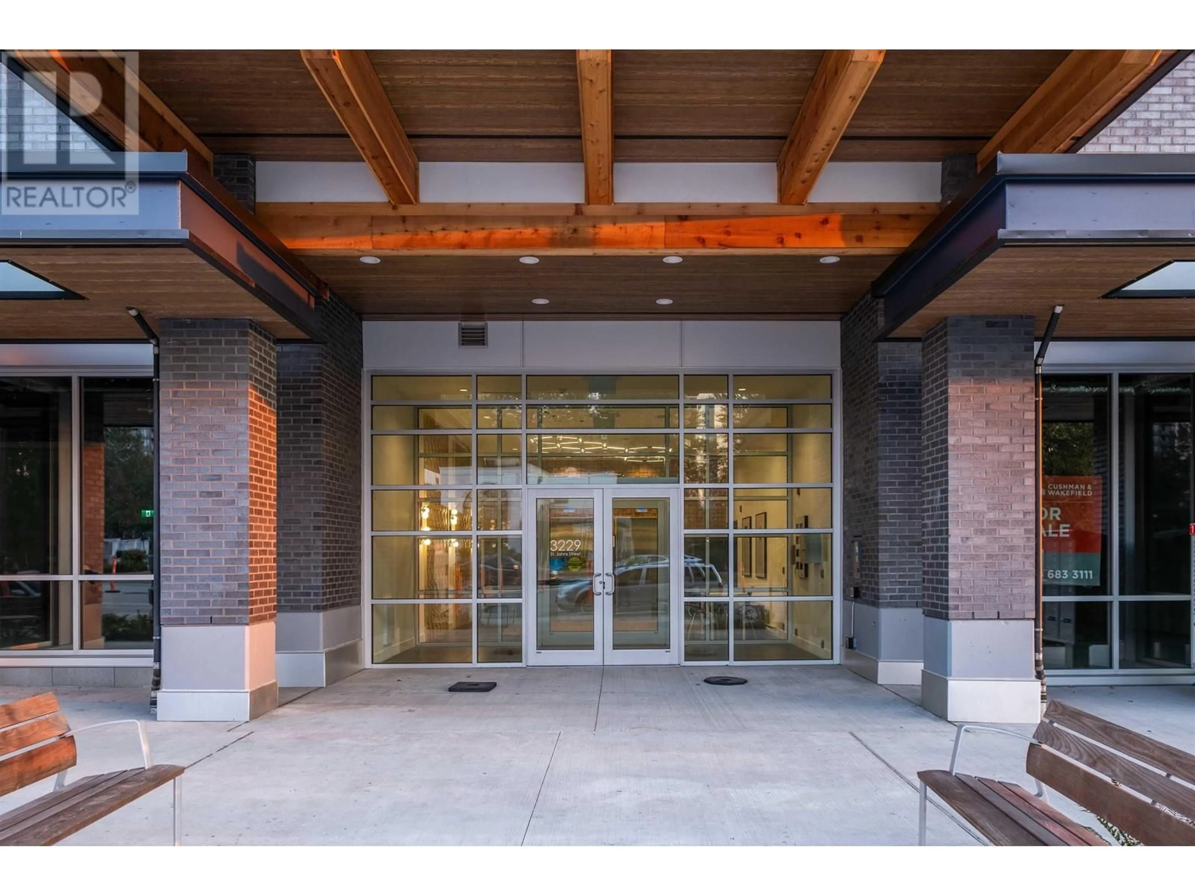 Indoor foyer for 302 - 3229 ST JOHNS STREET, Port Moody British Columbia V3H0M4