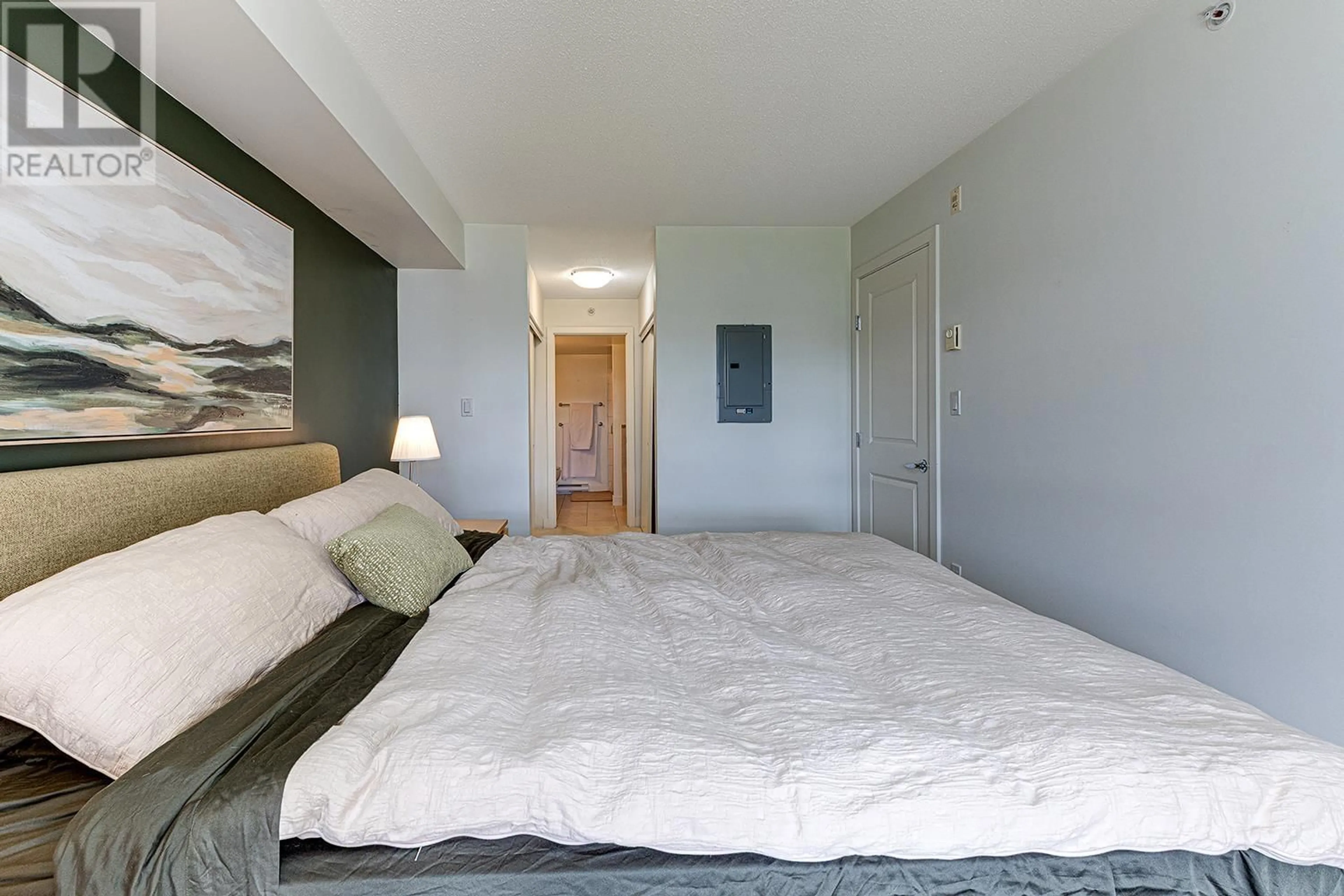 Bedroom with bed, unknown for 405 - 19673 MEADOW GARDENS WAY, Pitt Meadows British Columbia V3Y0A1