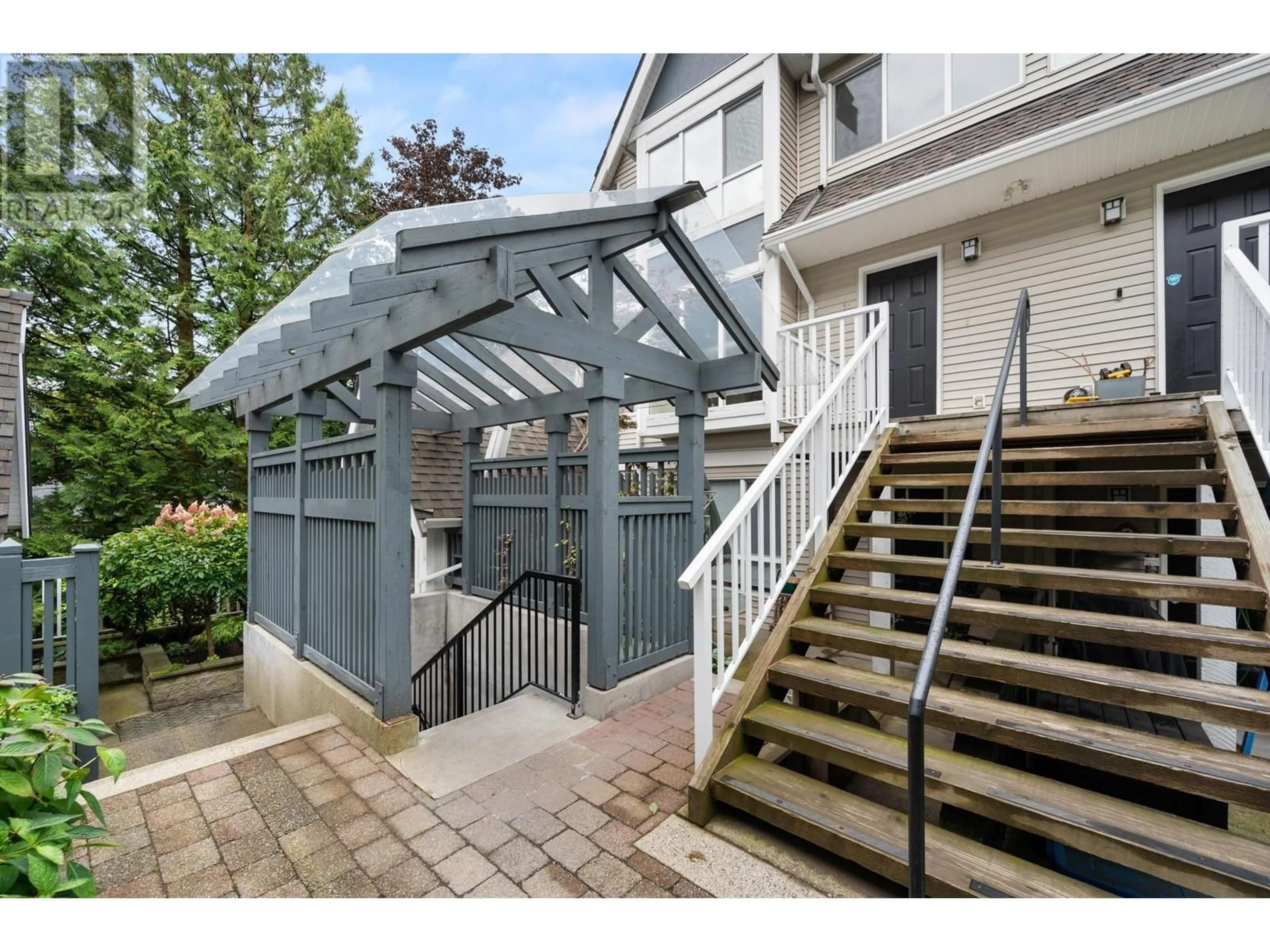 Unknown for 15 - 1005 LYNN VALLEY ROAD, North Vancouver British Columbia V7J1Z6