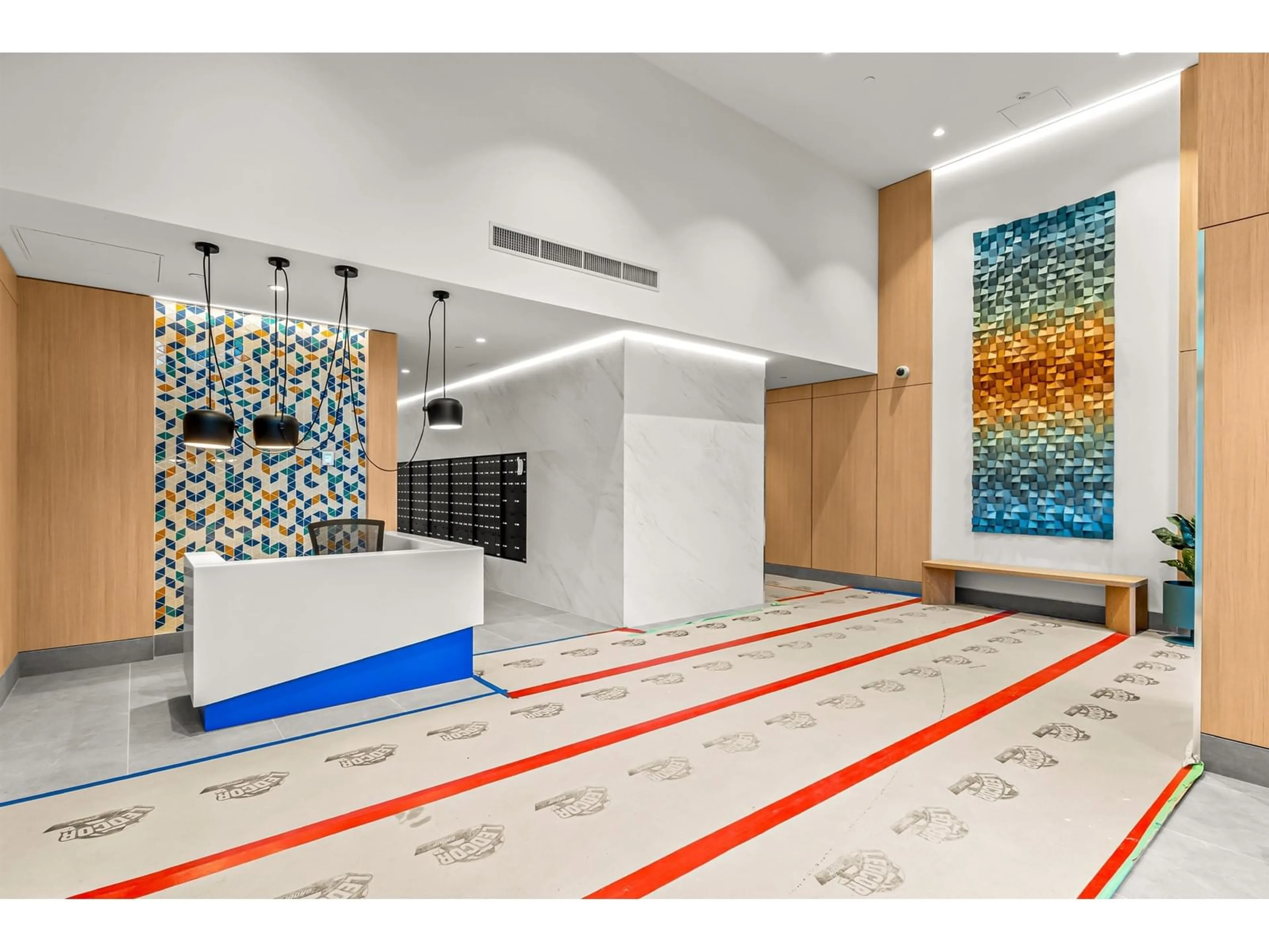 Lobby for 1607 - 13725 GEORGE JUNCTION, Surrey British Columbia V3T0V7