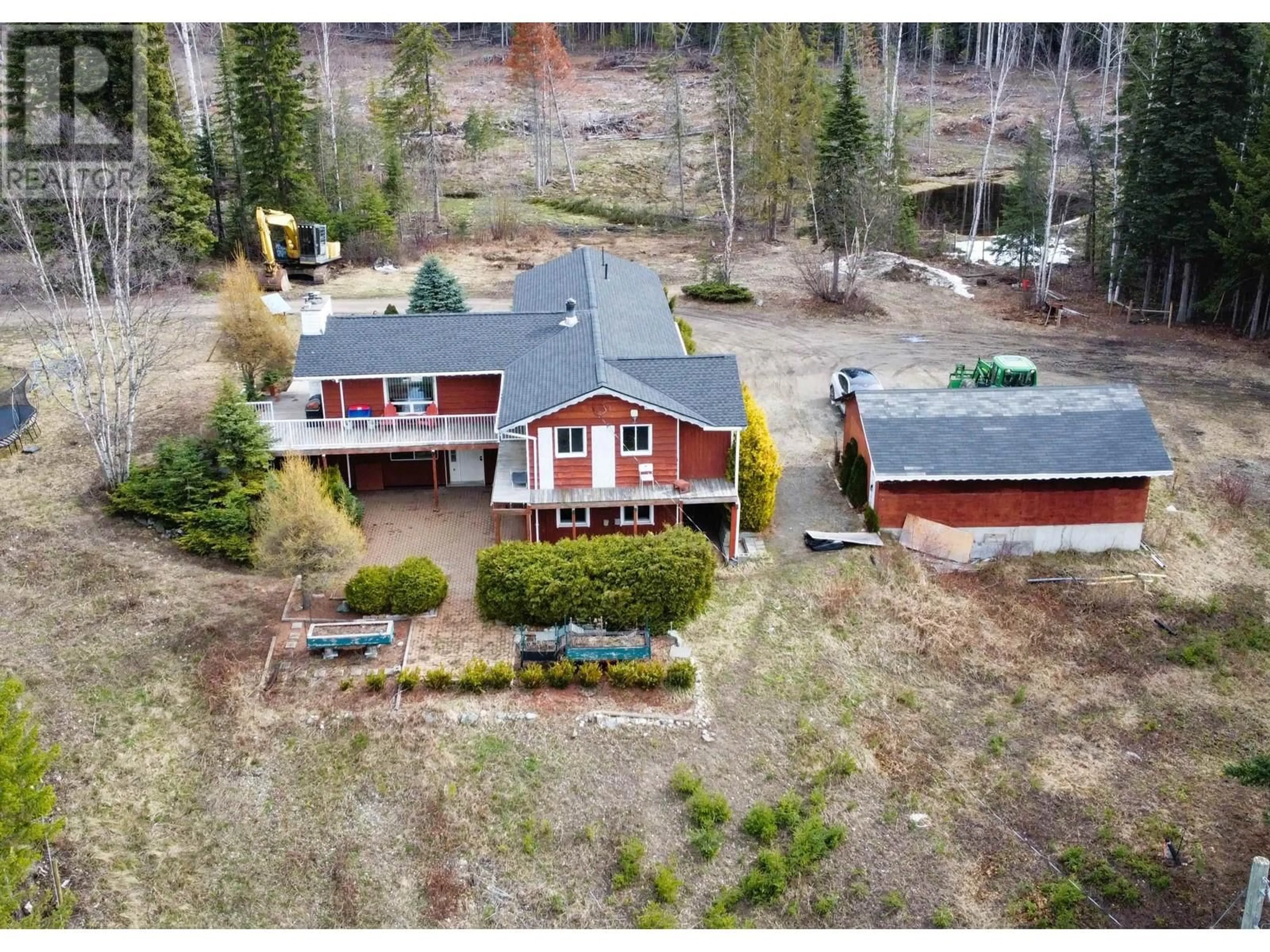 A pic from outside/outdoor area/front of a property/back of a property/a pic from drone, unknown for 5014 BROWNING ROAD, Quesnel British Columbia V2J6X4