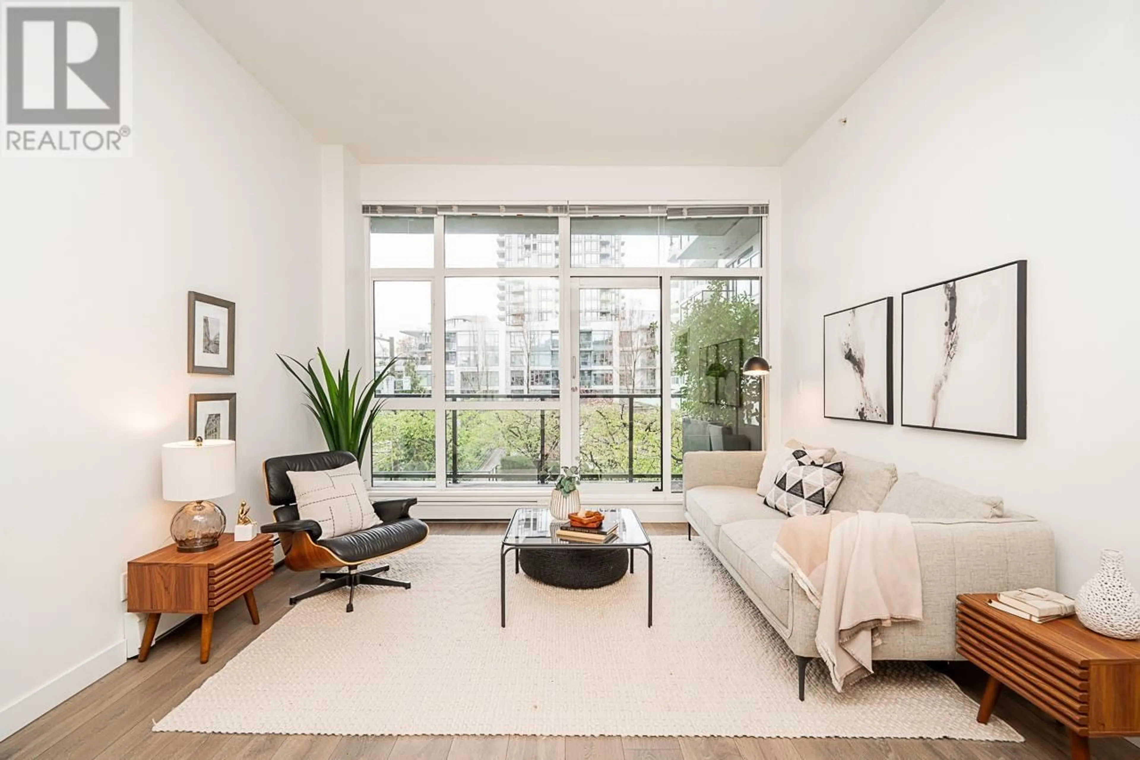 Living room with furniture, unknown for 209 - 105 2ND STREET, North Vancouver British Columbia V7M0E3