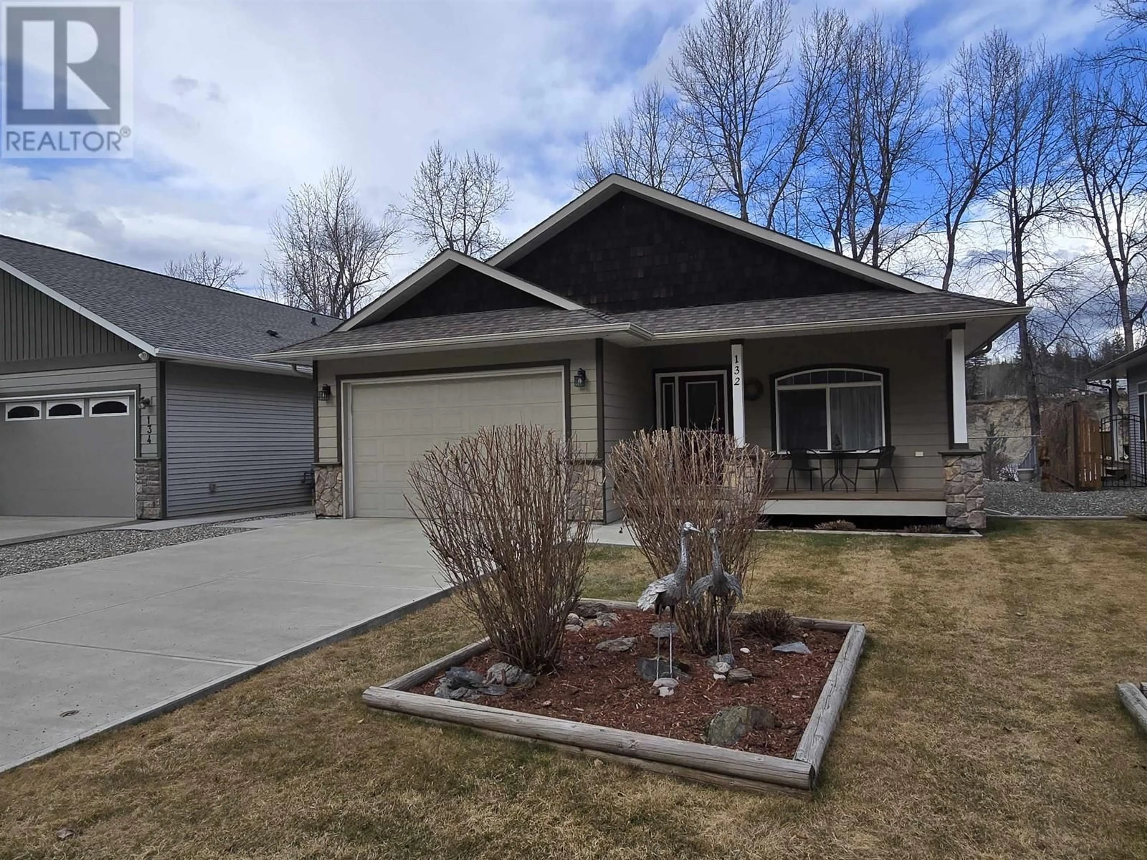 Home with vinyl exterior material, street for 132 - 1702 DYKE ROAD, Quesnel British Columbia V2J6A4