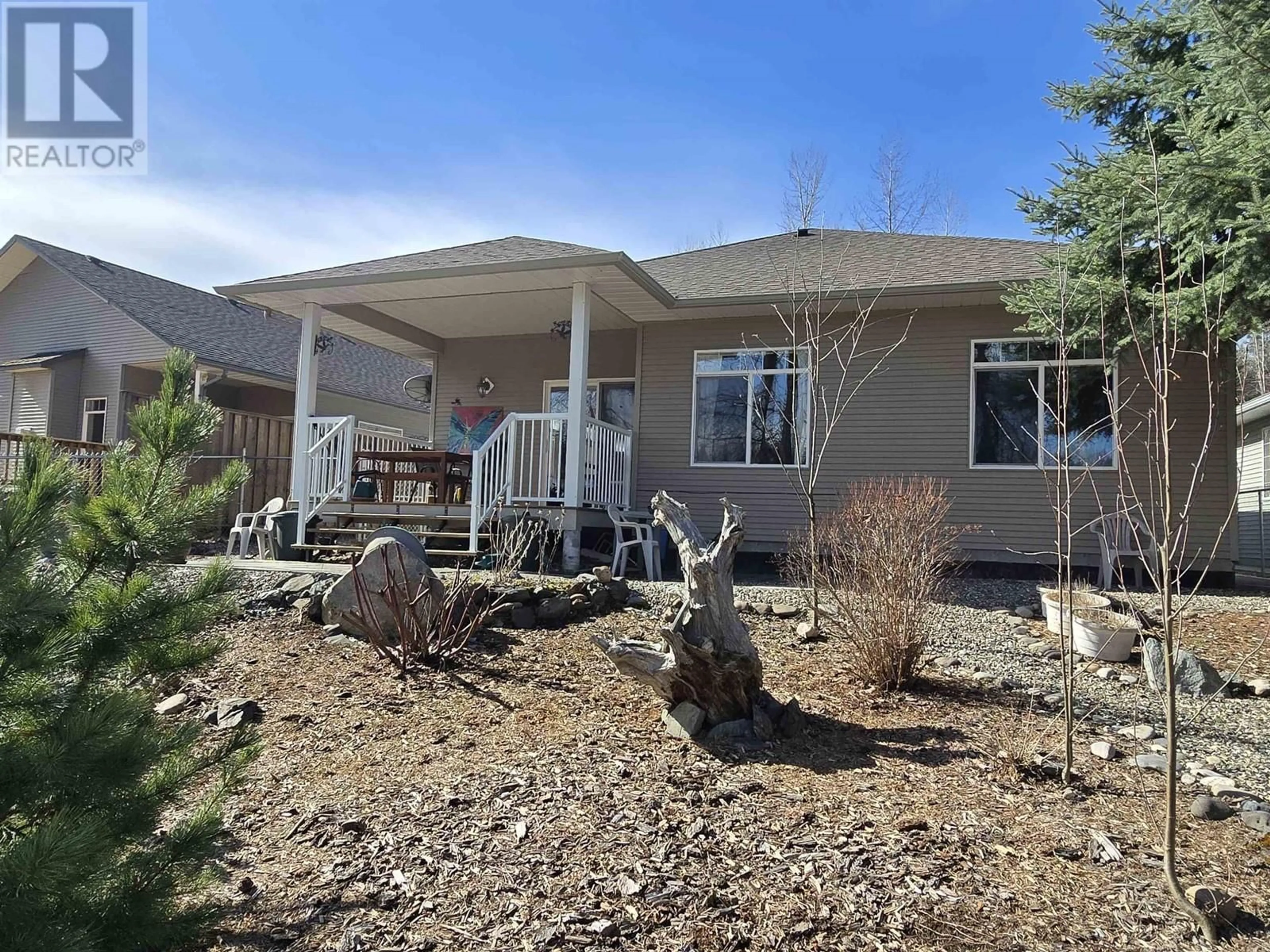 Home with vinyl exterior material, water/lake/river/ocean view for 132 - 1702 DYKE ROAD, Quesnel British Columbia V2J6A4