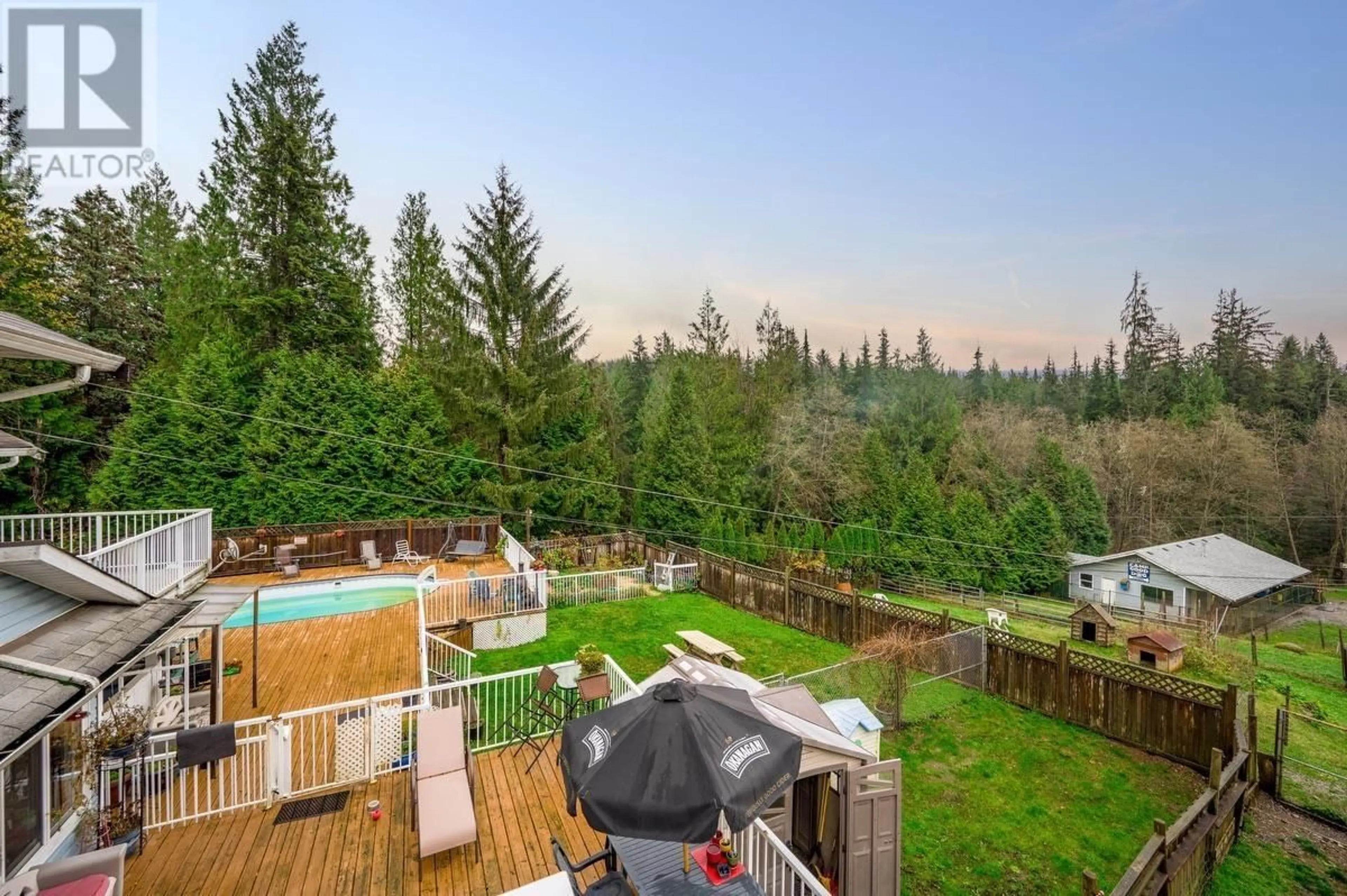 Patio, forest/trees view for 28316 DEWDNEY TRUNK ROAD, Maple Ridge British Columbia V2W1M1