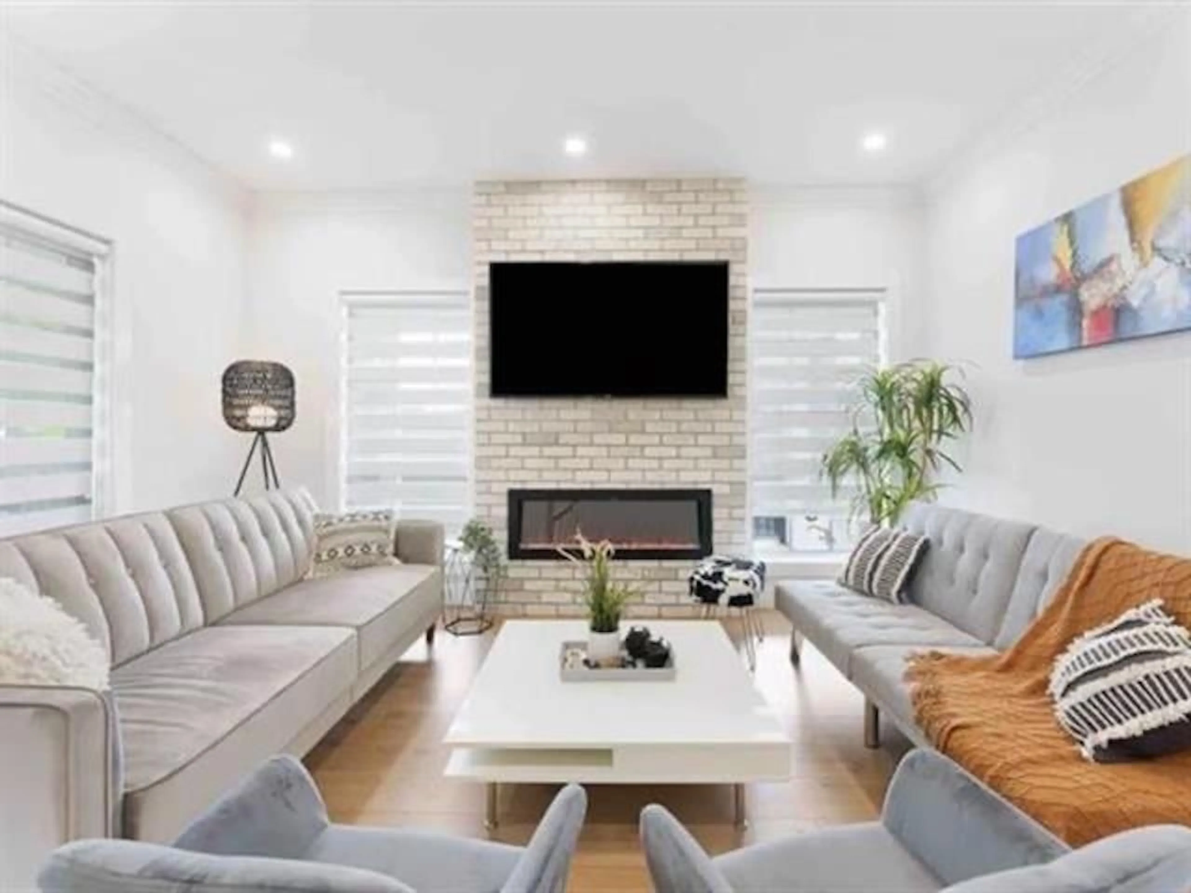Living room with furniture, unknown for 6709 216, Langley British Columbia V2Y0W9