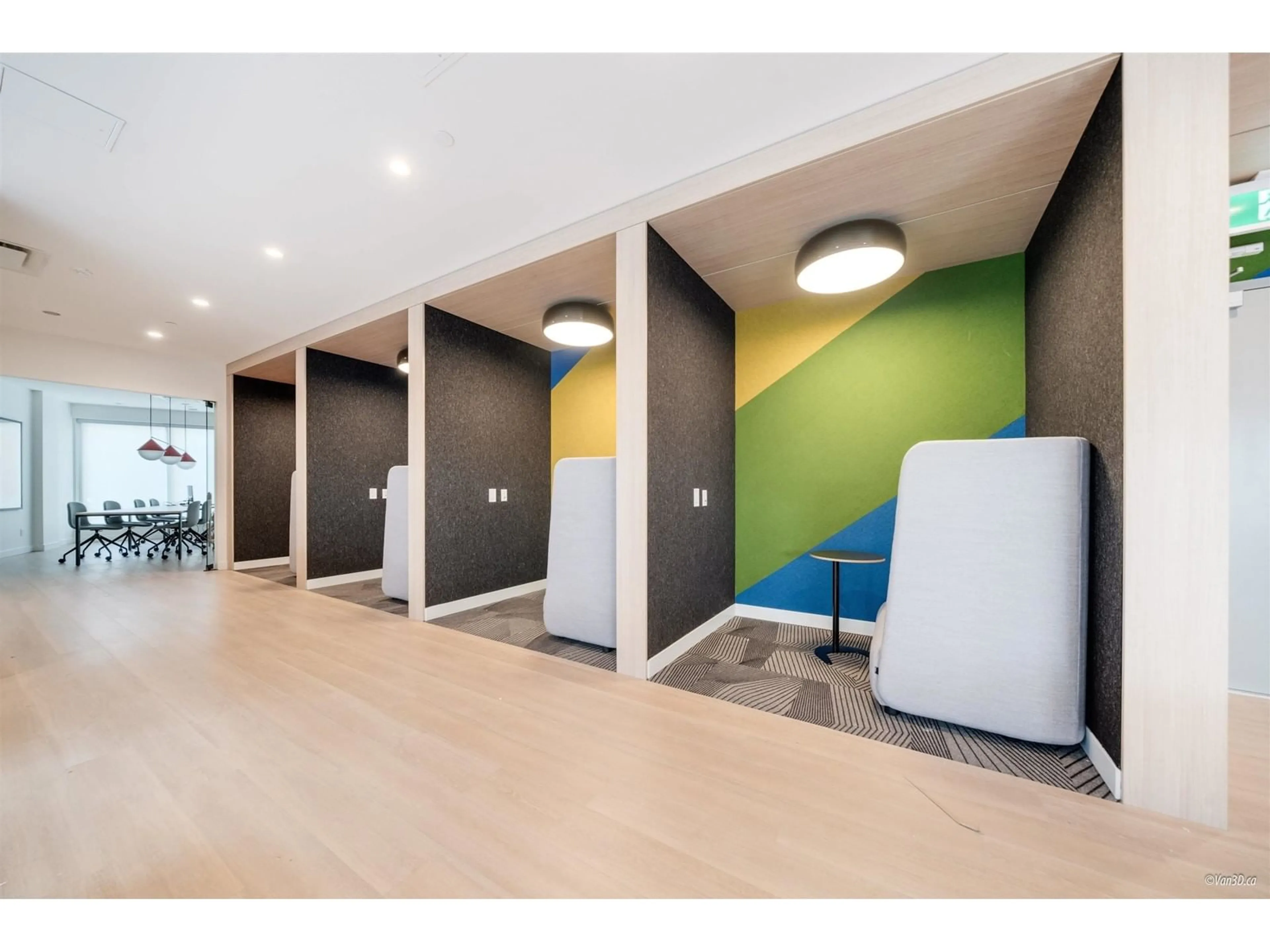 Indoor foyer for 1209 - 13725 GEORGE JUNCTION, Surrey British Columbia V3T0V7
