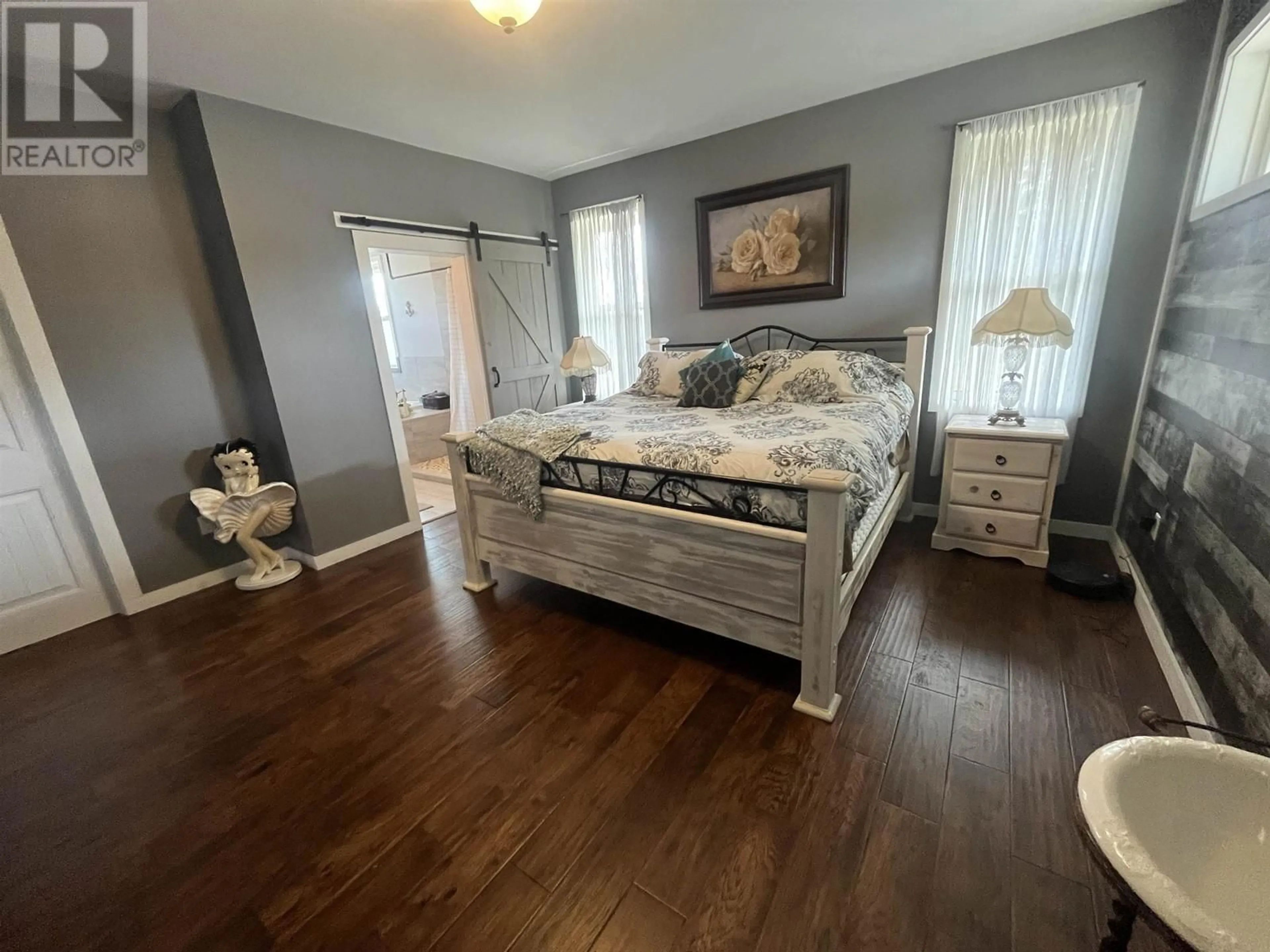 A pic of a room for 6518 FOOTHILLS ROAD, 100 Mile House British Columbia V0K2E3