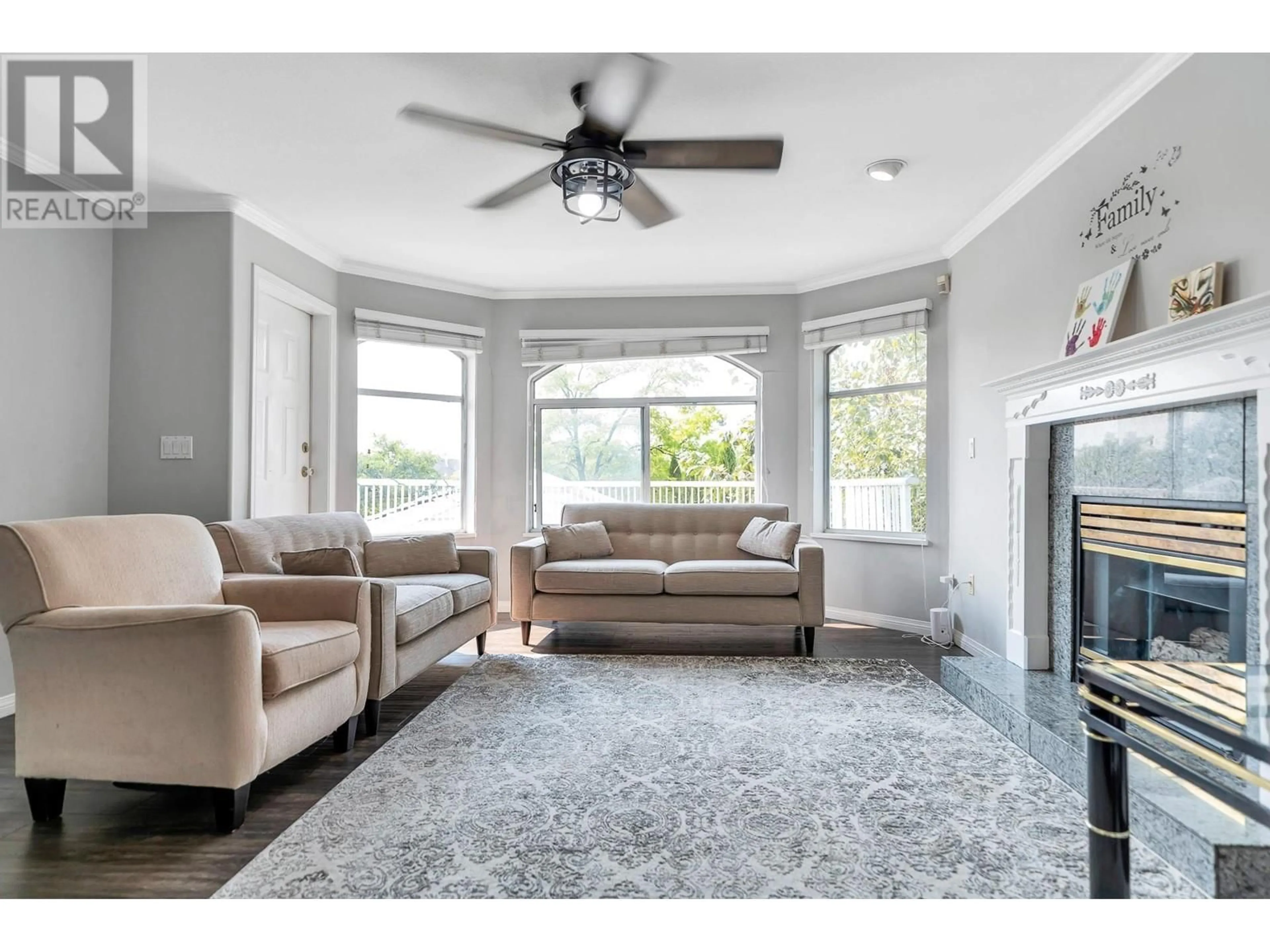Living room with furniture, unknown for 357 MCGILLIVRAY PLACE, New Westminster British Columbia V3M6R7