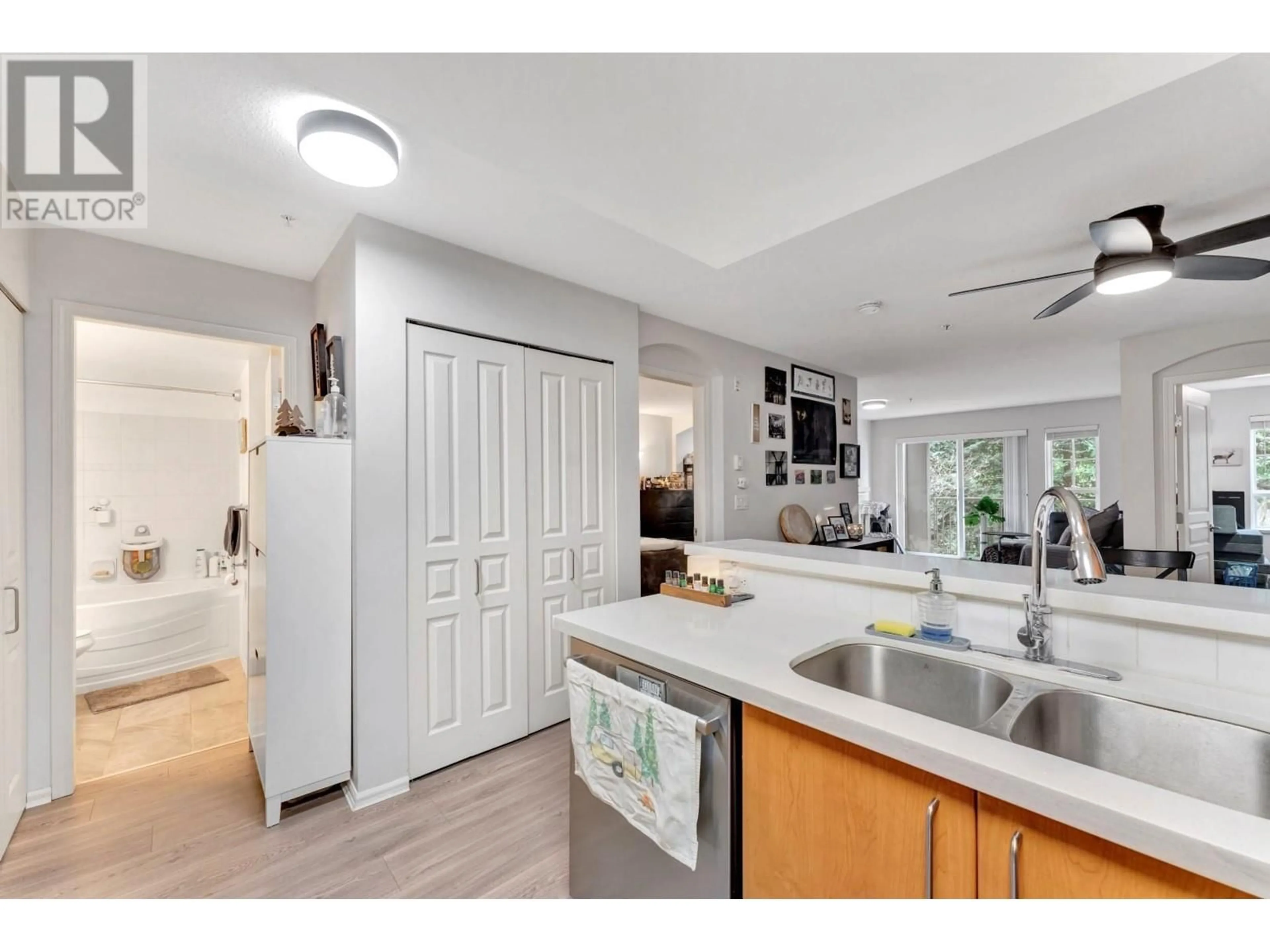 Open concept kitchen, unknown for 213 - 3388 MORREY COURT, Burnaby British Columbia V3J7Y5