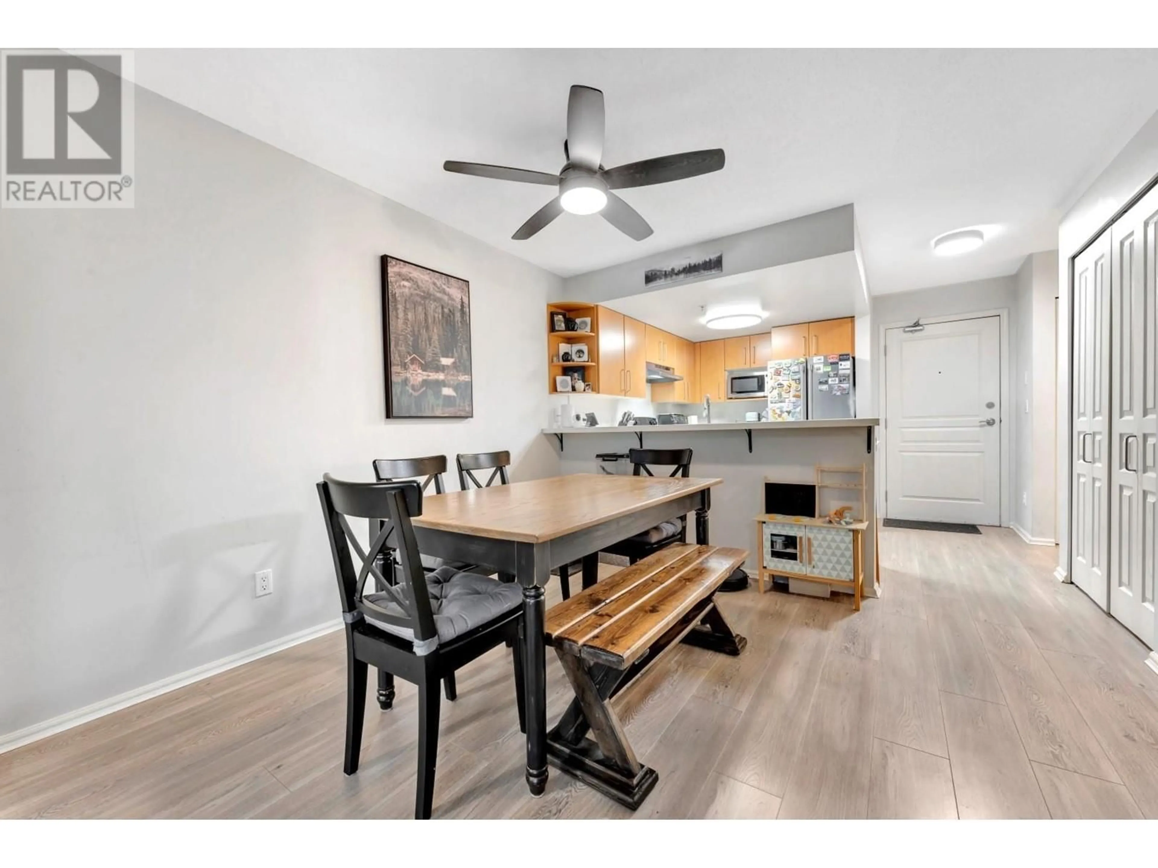 Open concept kitchen, wood/laminate floor for 213 - 3388 MORREY COURT, Burnaby British Columbia V3J7Y5