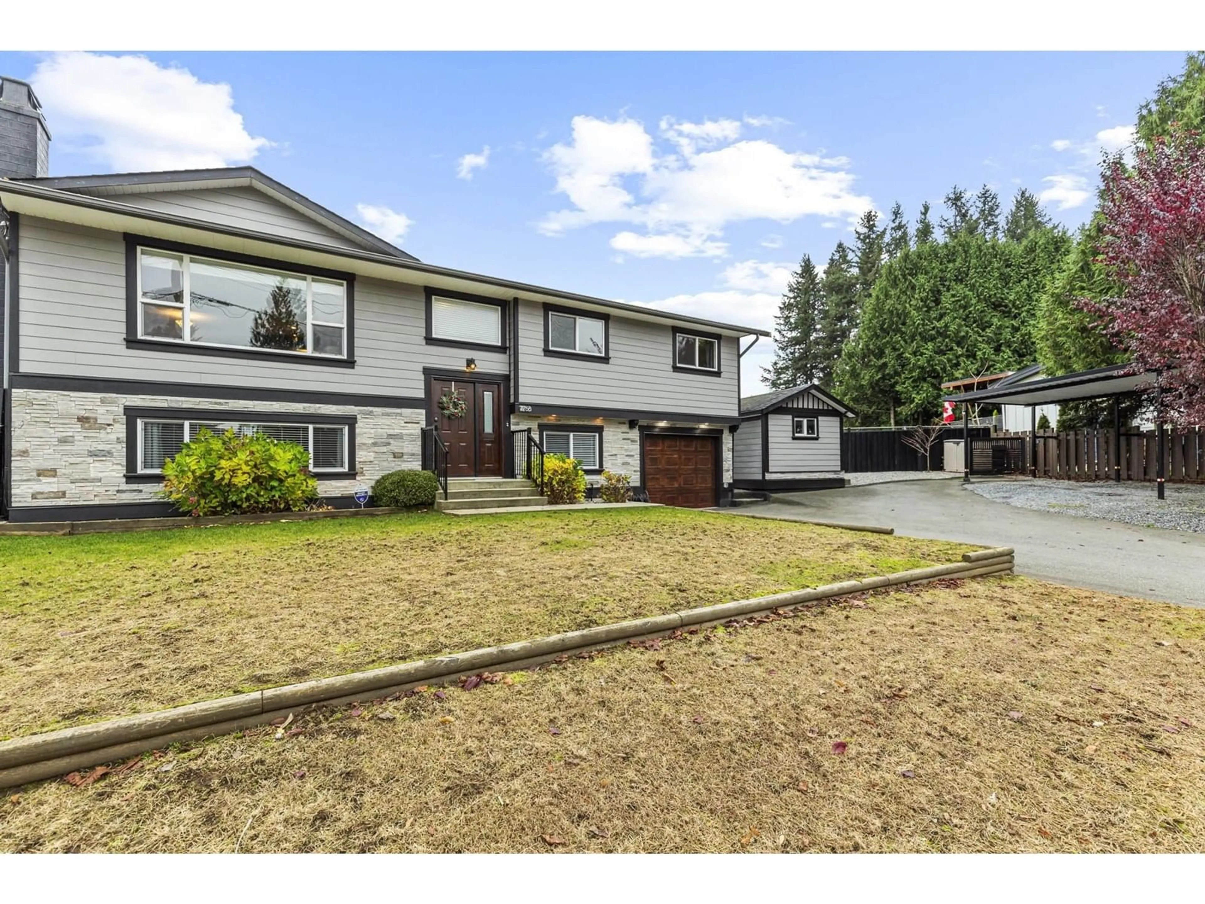 A pic from outside/outdoor area/front of a property/back of a property/a pic from drone, street for 7756 SANDPIPER, Mission British Columbia V2V4K9