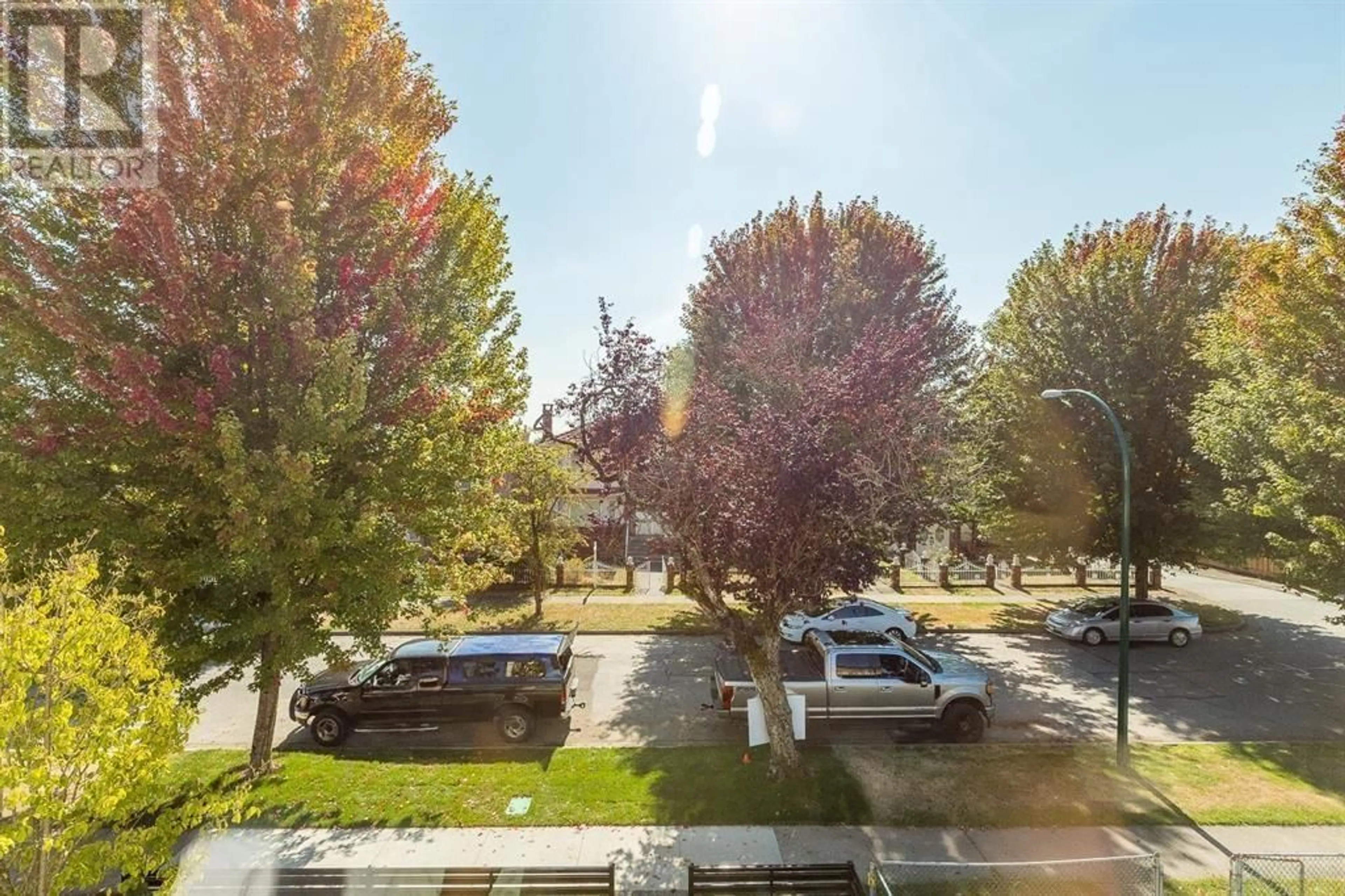 Unknown for 2045 E 51 AVENUE, Vancouver British Columbia V5P1W2