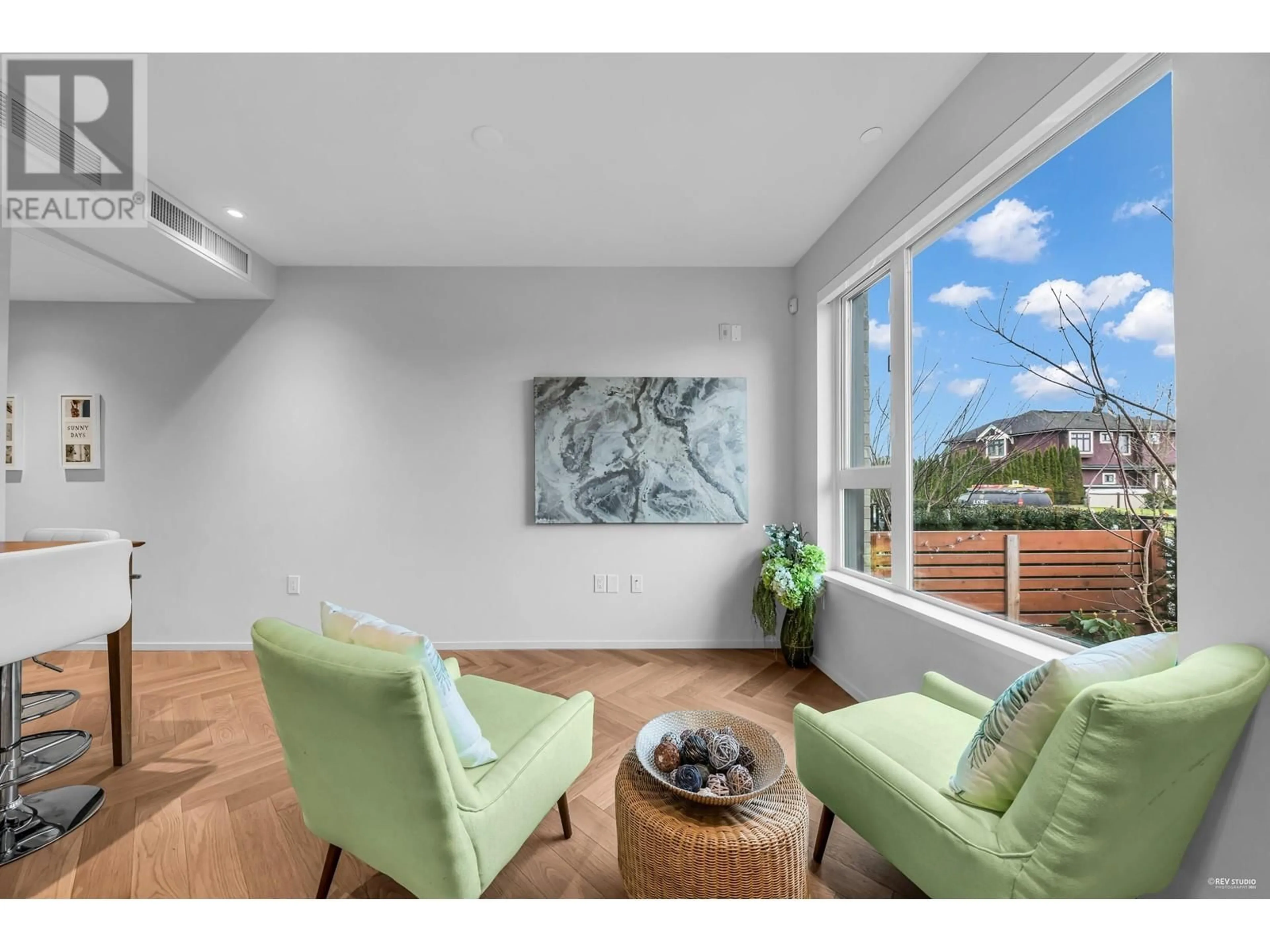 Living room with furniture, unknown for 184 - 815 49TH AVENUE, Vancouver British Columbia V5Z2S6