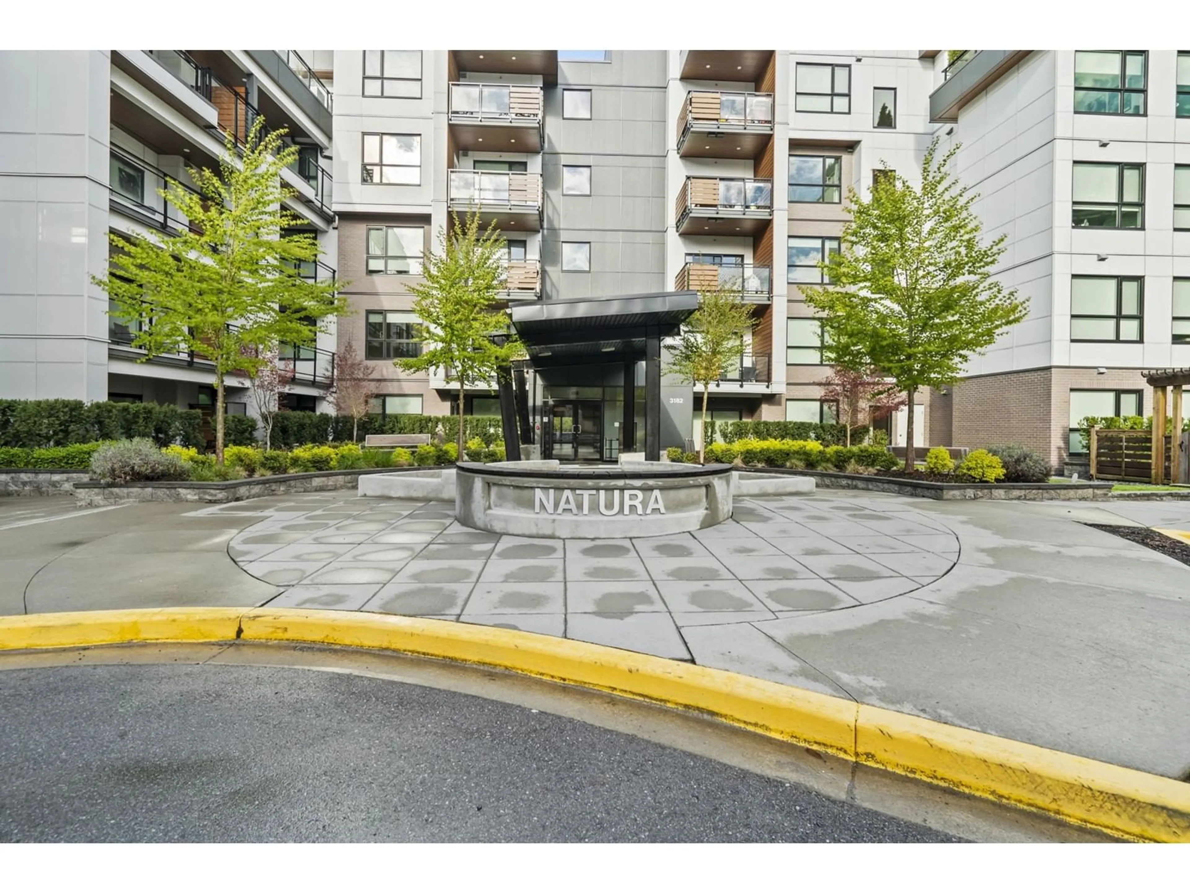 Patio, street for 502 - 3182 GLADWIN, Abbotsford British Columbia V2T0K8
