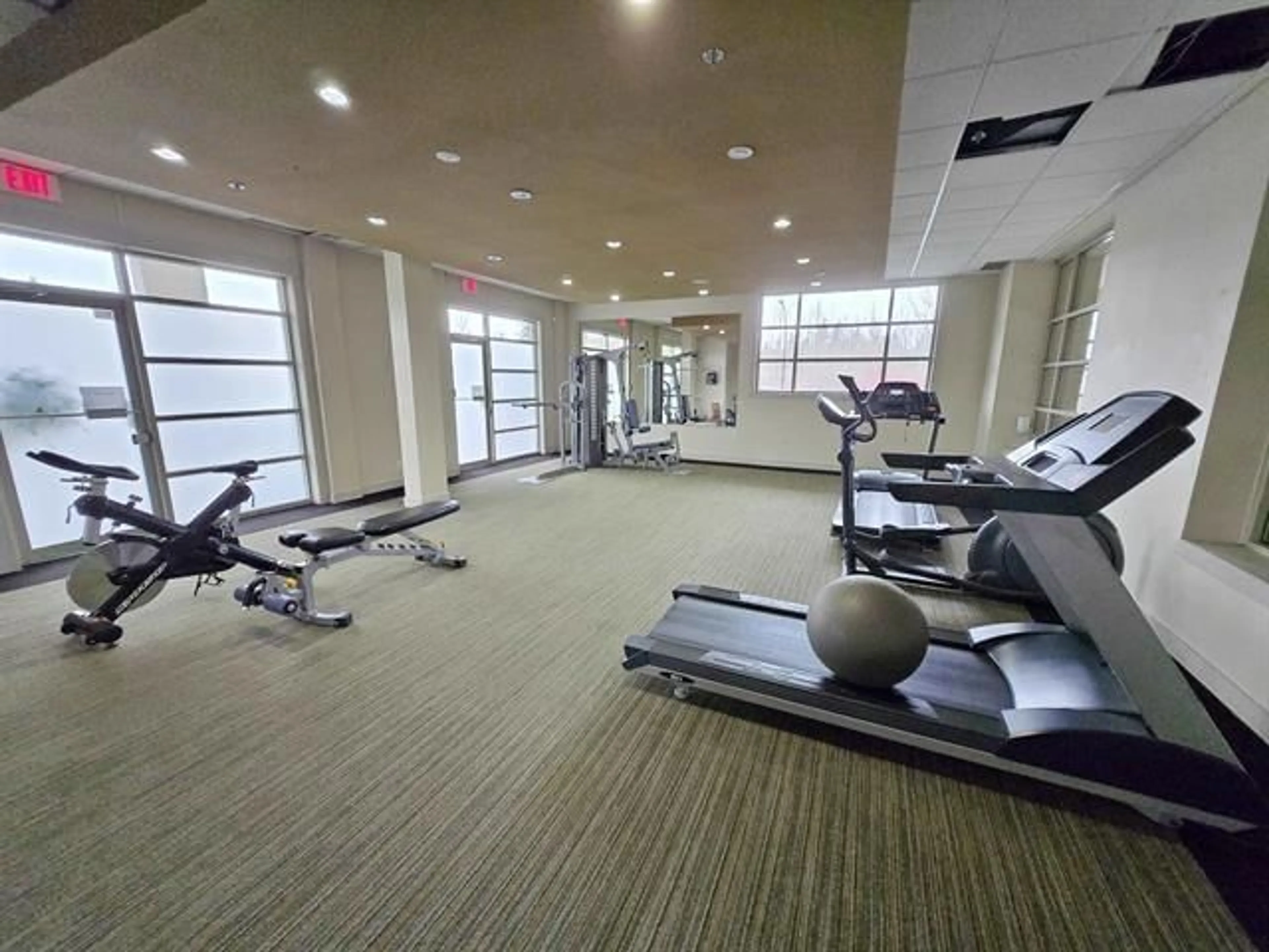 Gym or fitness room for 320 - 14333 104, Surrey British Columbia V3T0E1