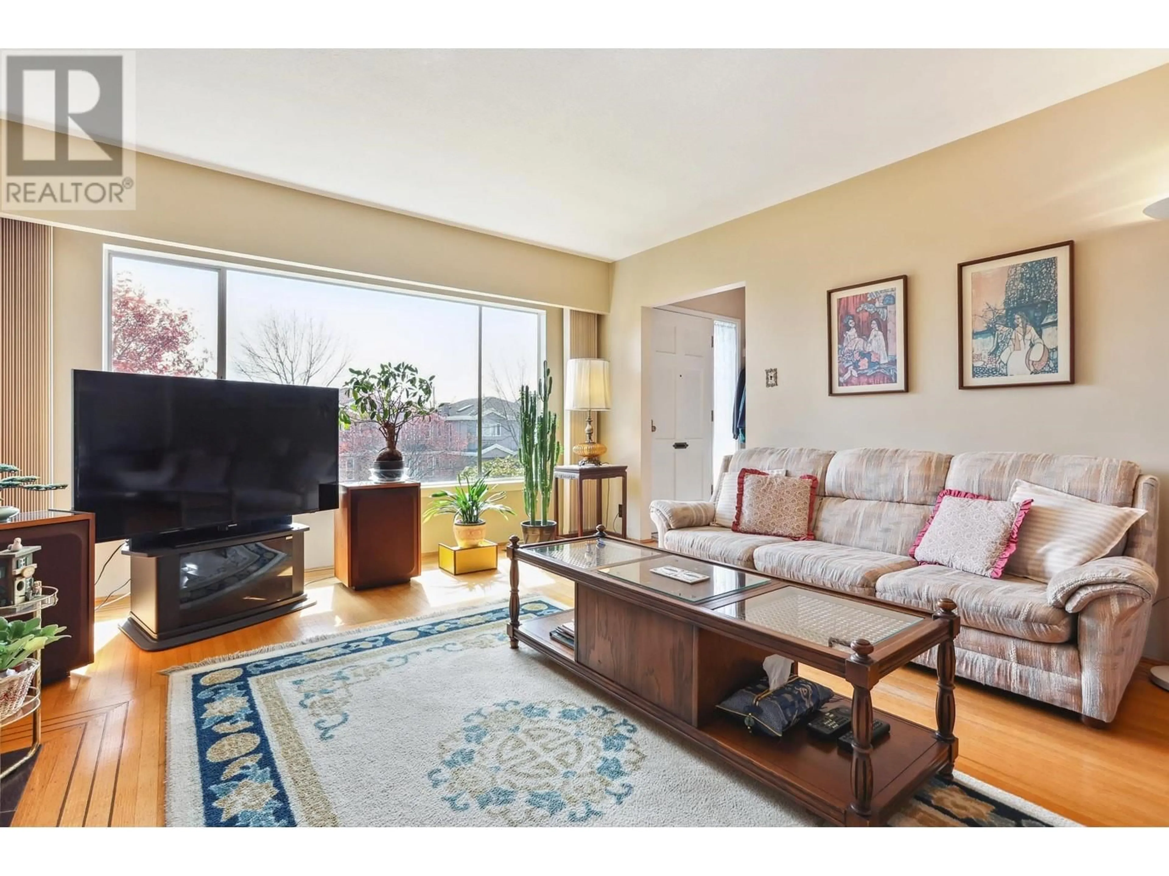 Living room with furniture, unknown for 375 63RD AVENUE, Vancouver British Columbia V5X2J8