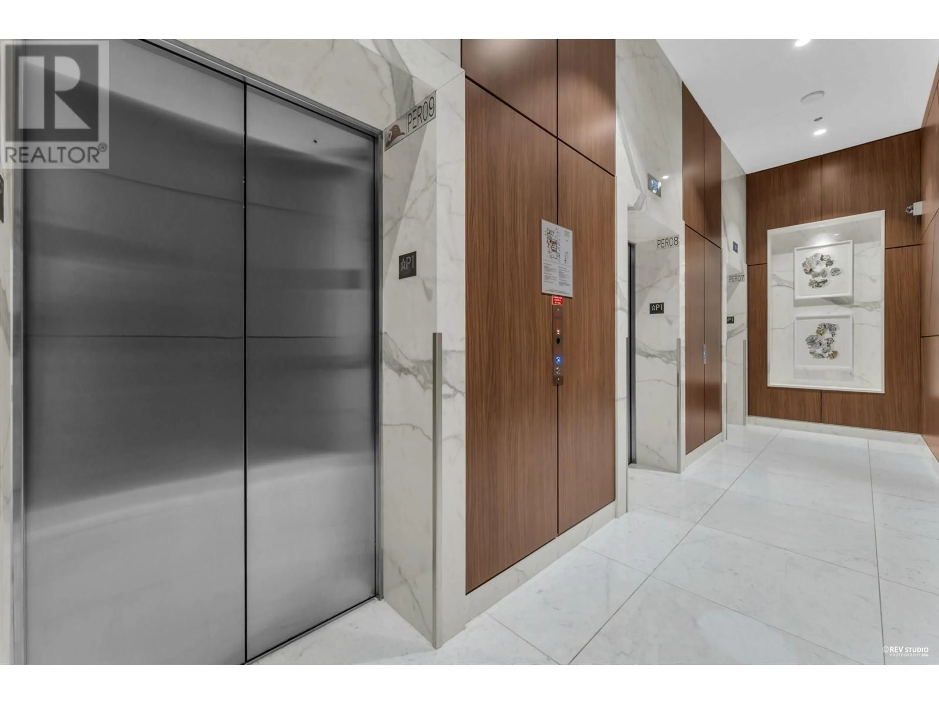 Indoor foyer for 4608 - 1955 ALPHA WAY, Burnaby British Columbia V5C0K6